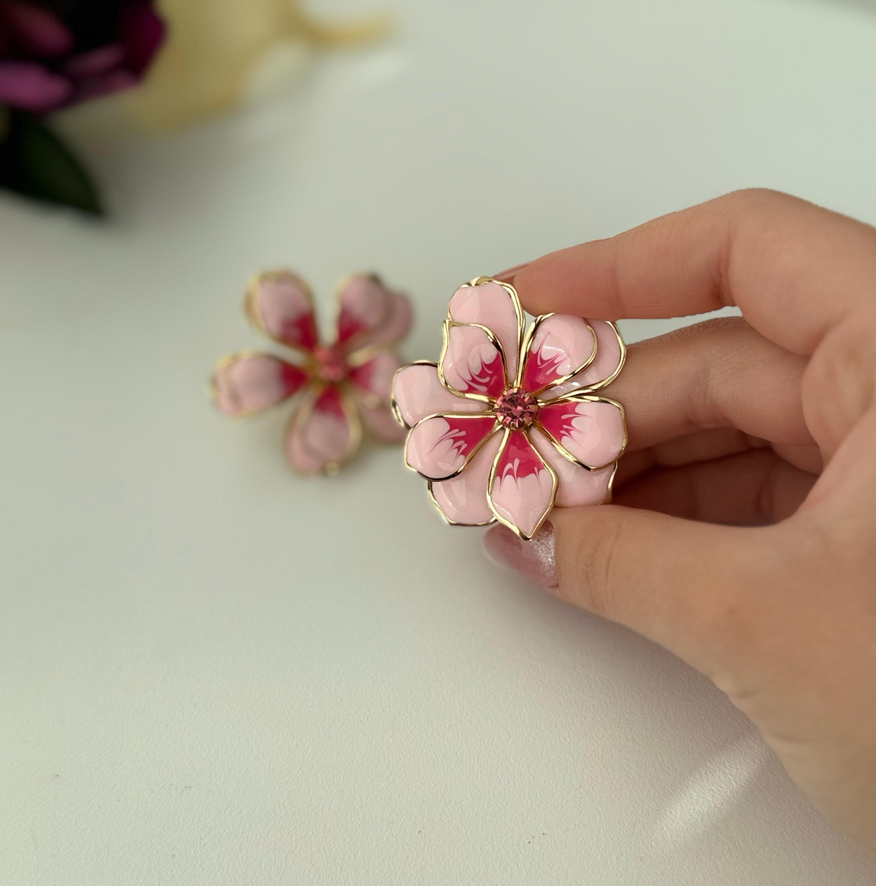Özel Seri Pembe Çiçek Küpe