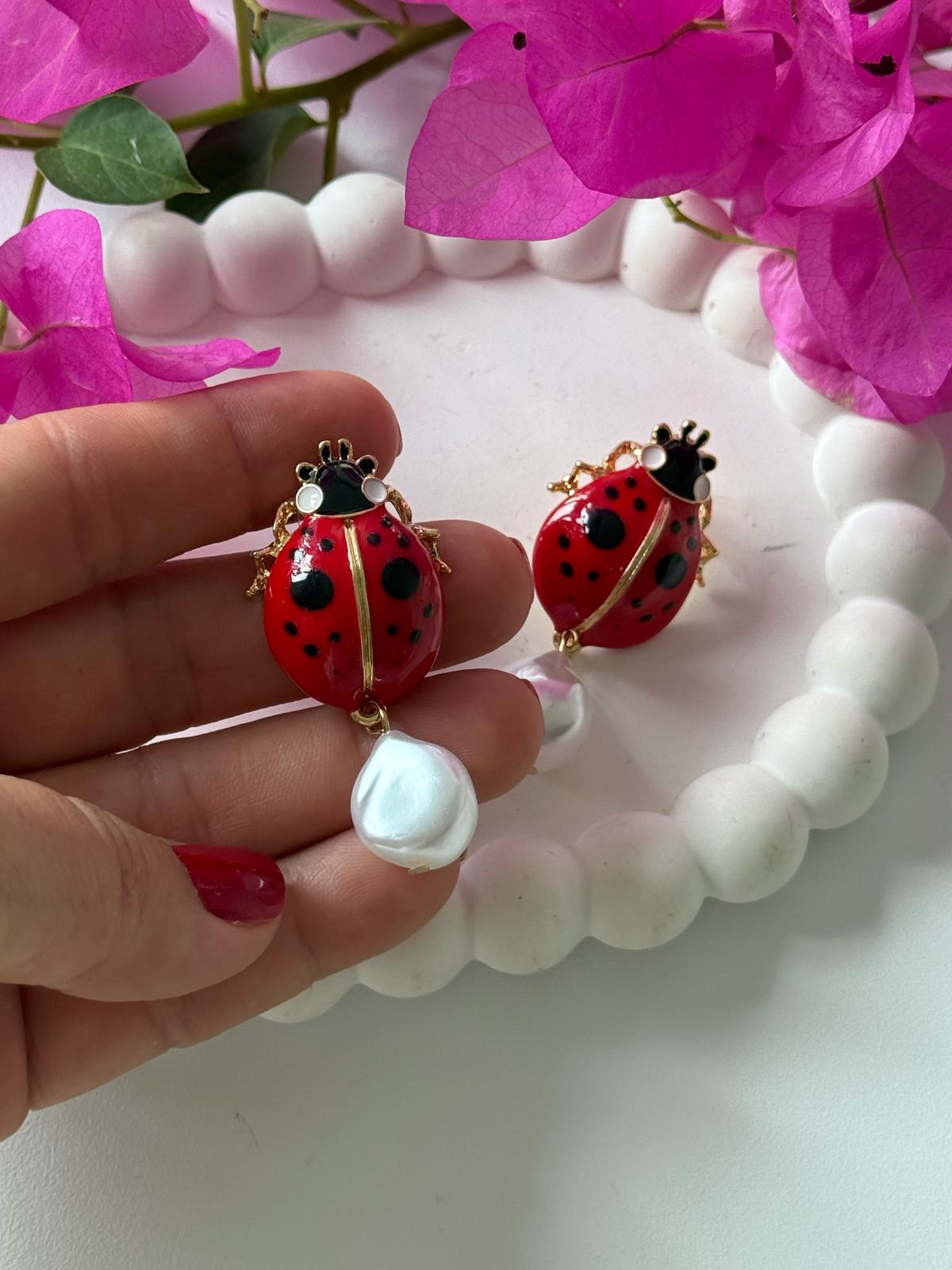 Özel Seri İncili Uğurböceği Küpe