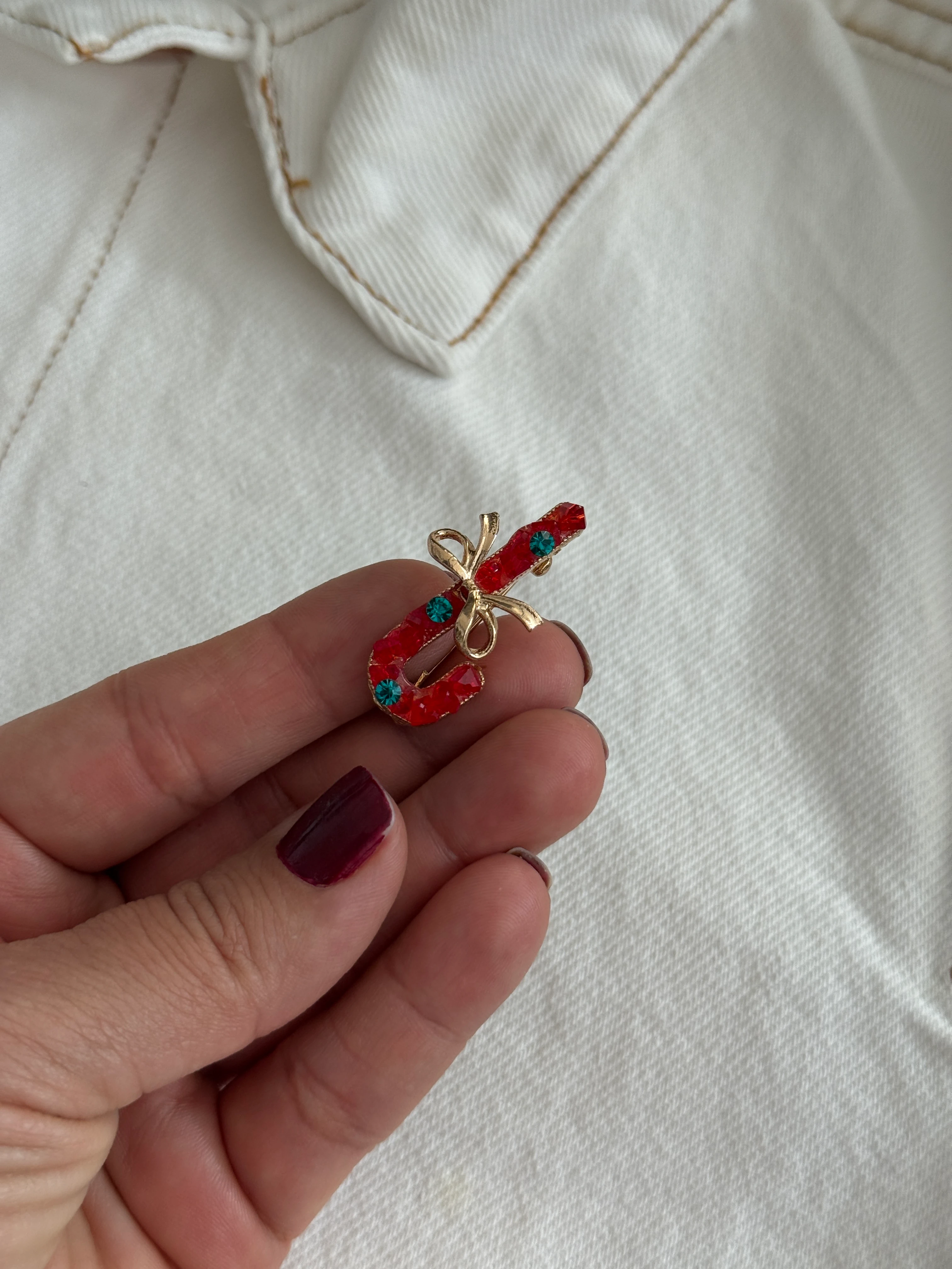 Kırmızı Baston Broş