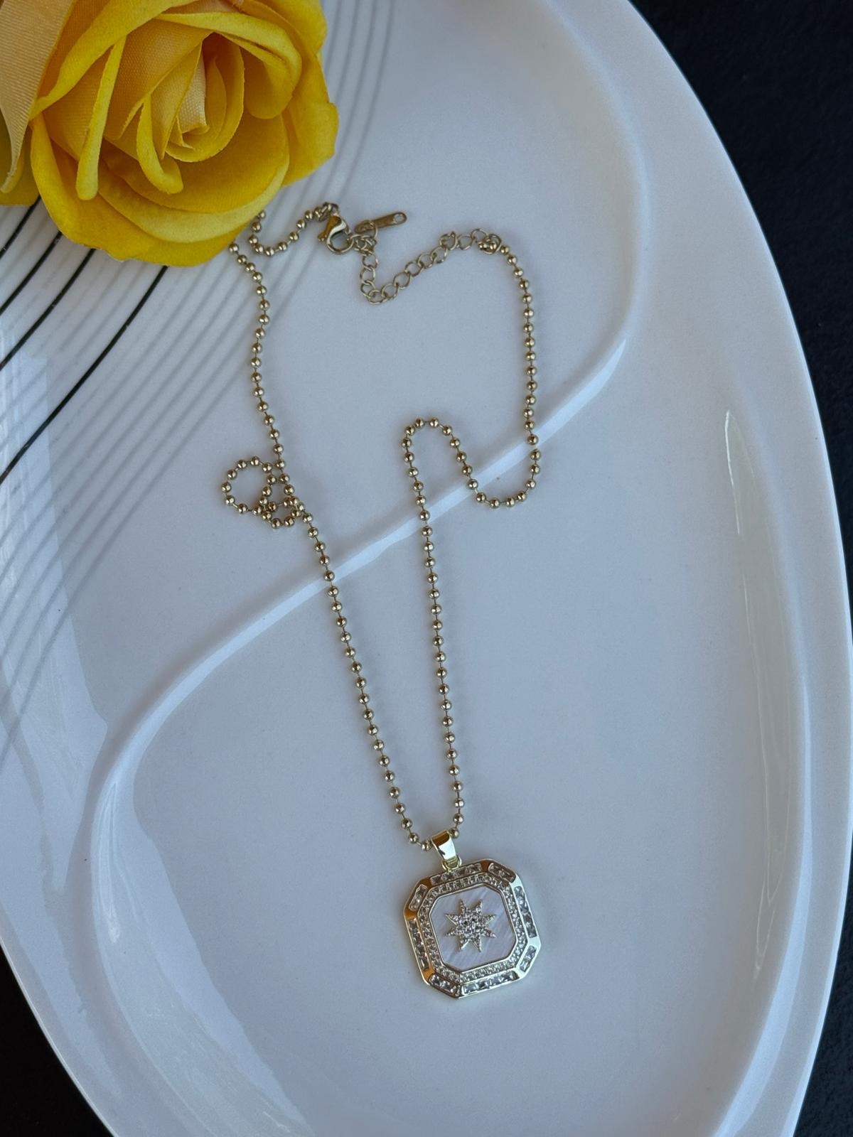 Çelik 14k Kare Sedefli Yıldız Detaylı Kolye (45cm)