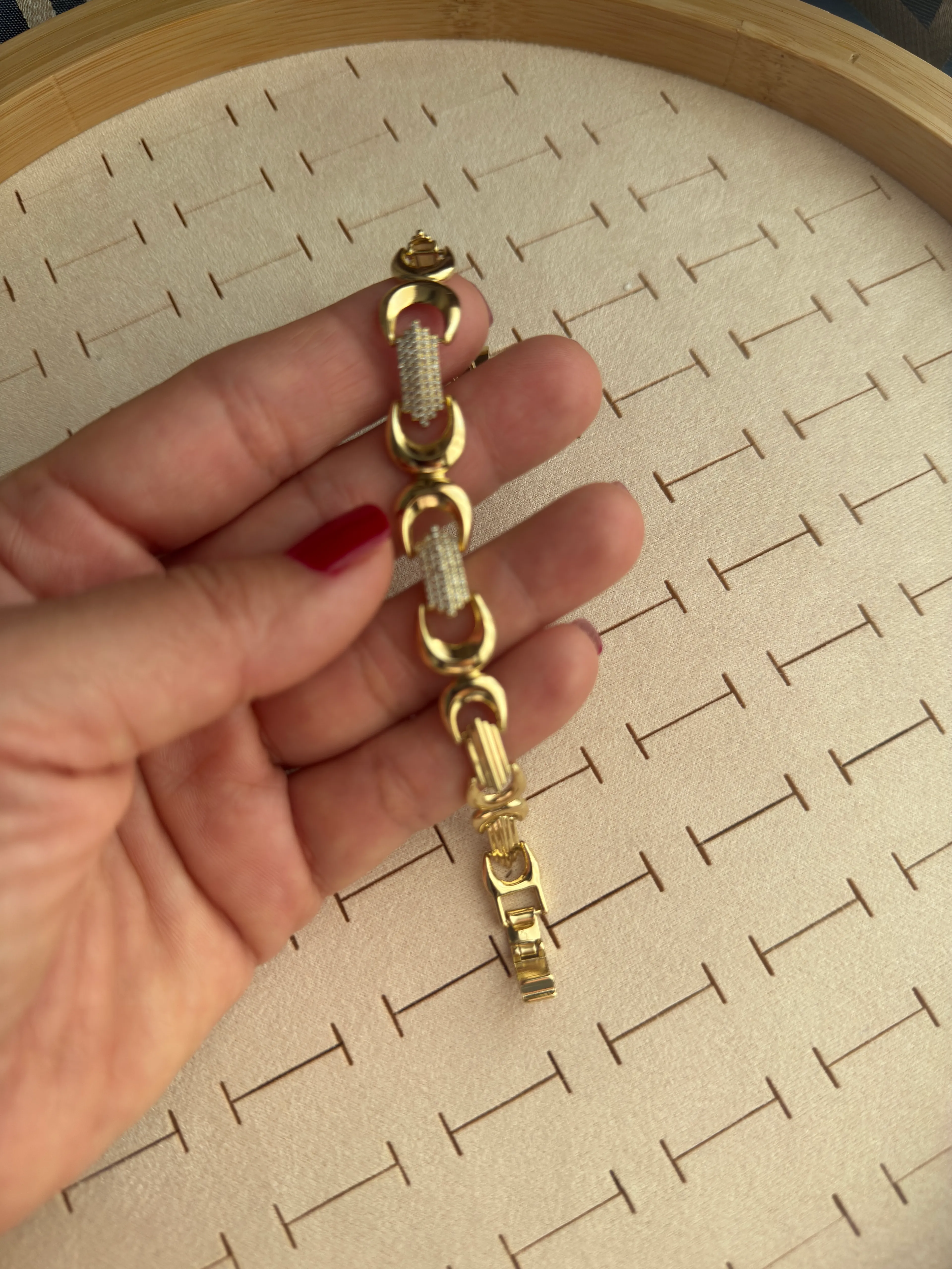 Vip 14kZirkon Taşlı Ay Bileklik 