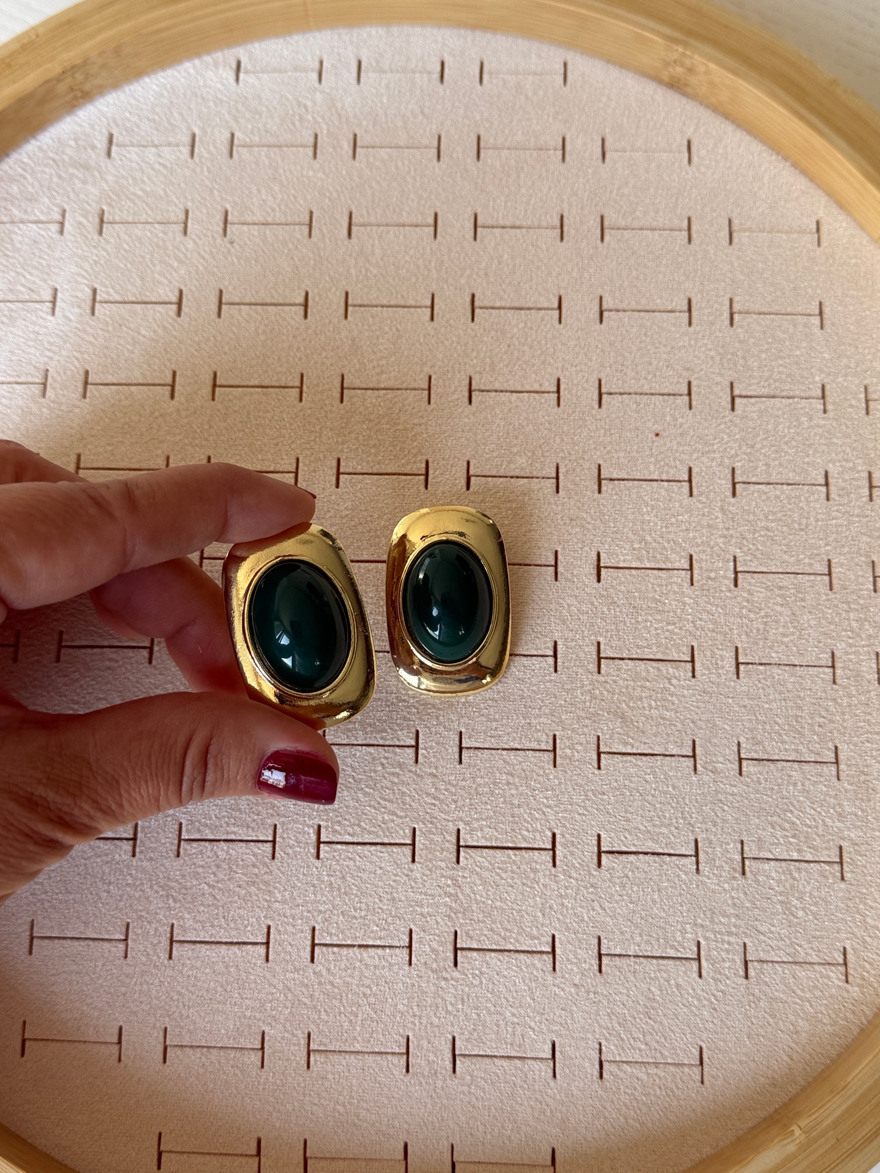 Özel Seri Marka Model Kedi Gözü Yeşil Küpe