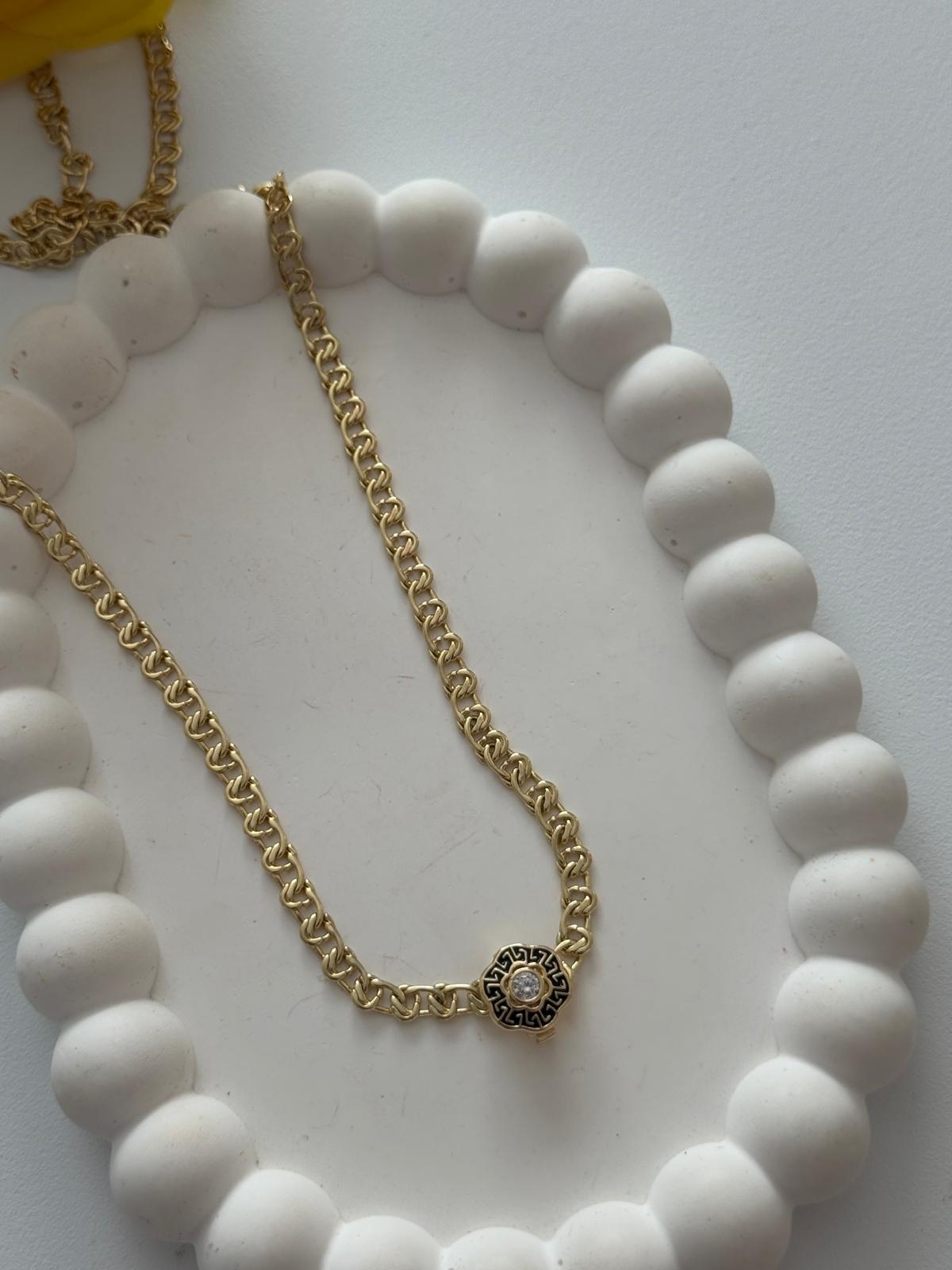 Vip 14k Küba Zincirli Siyah Çiçek Figür Charmlı Kolye (58cm)