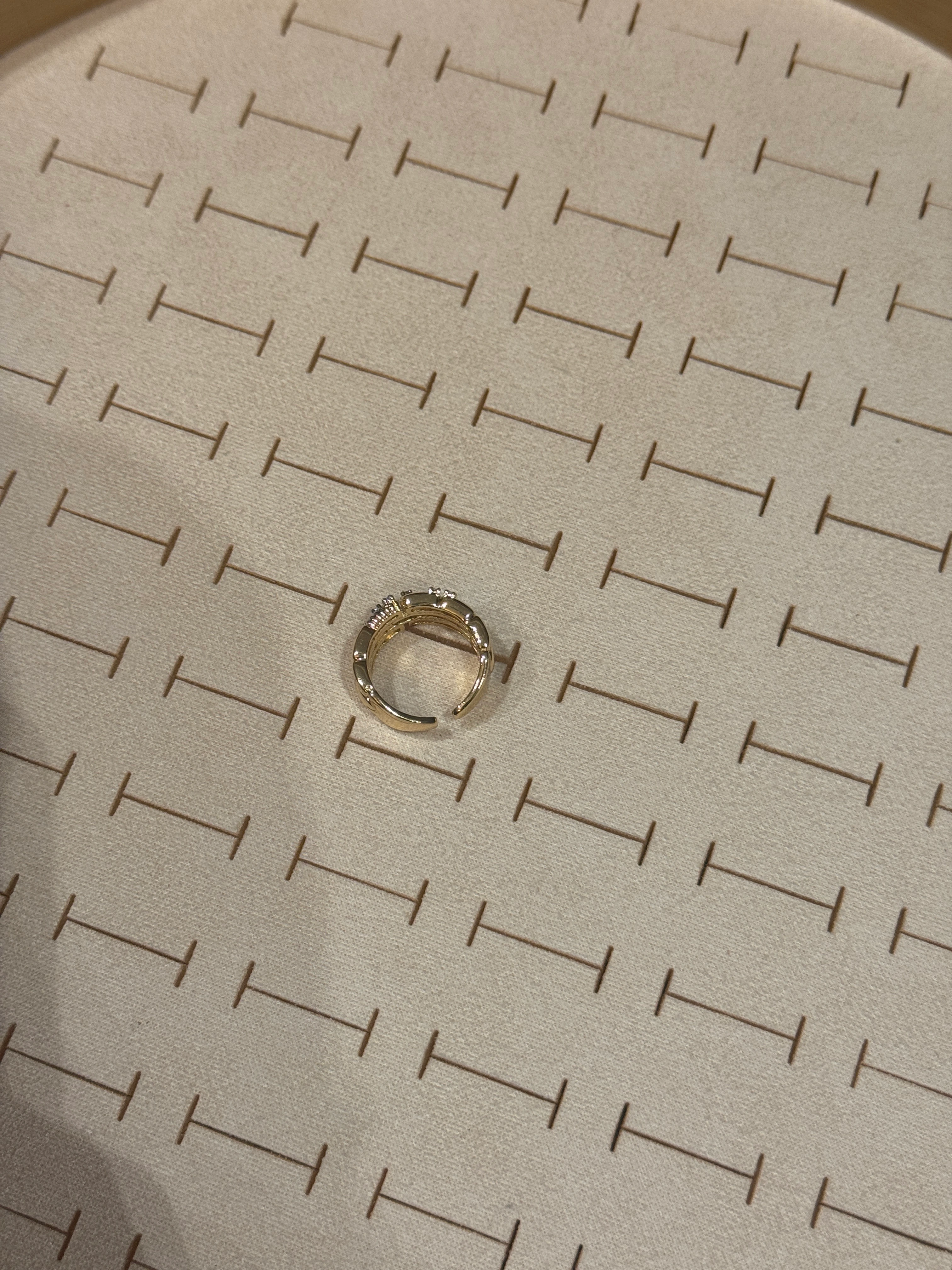 Özel Seri Mira Yüzük