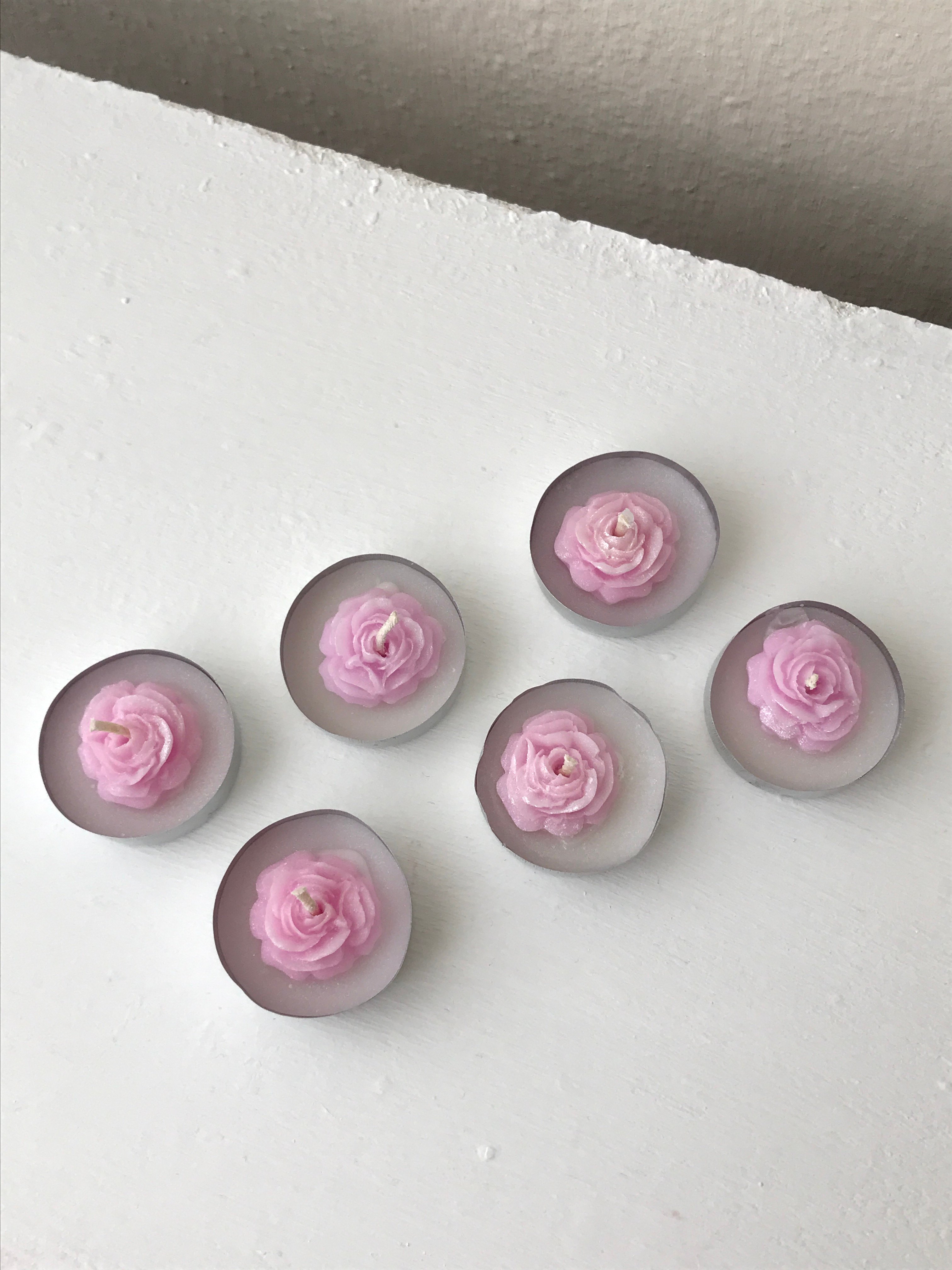 Rose Decorated Tealight Candle Set