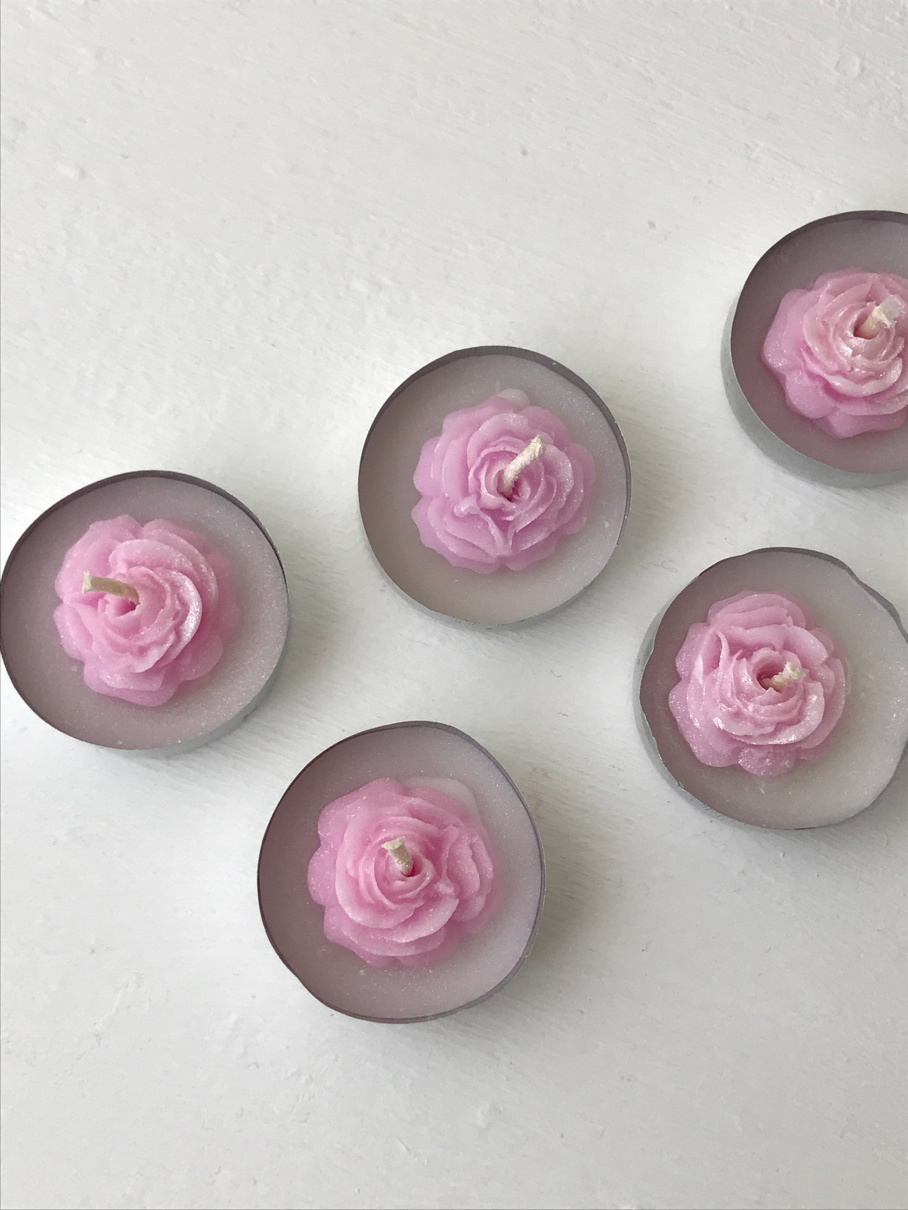 Rose Decorated Tealight Candle Set