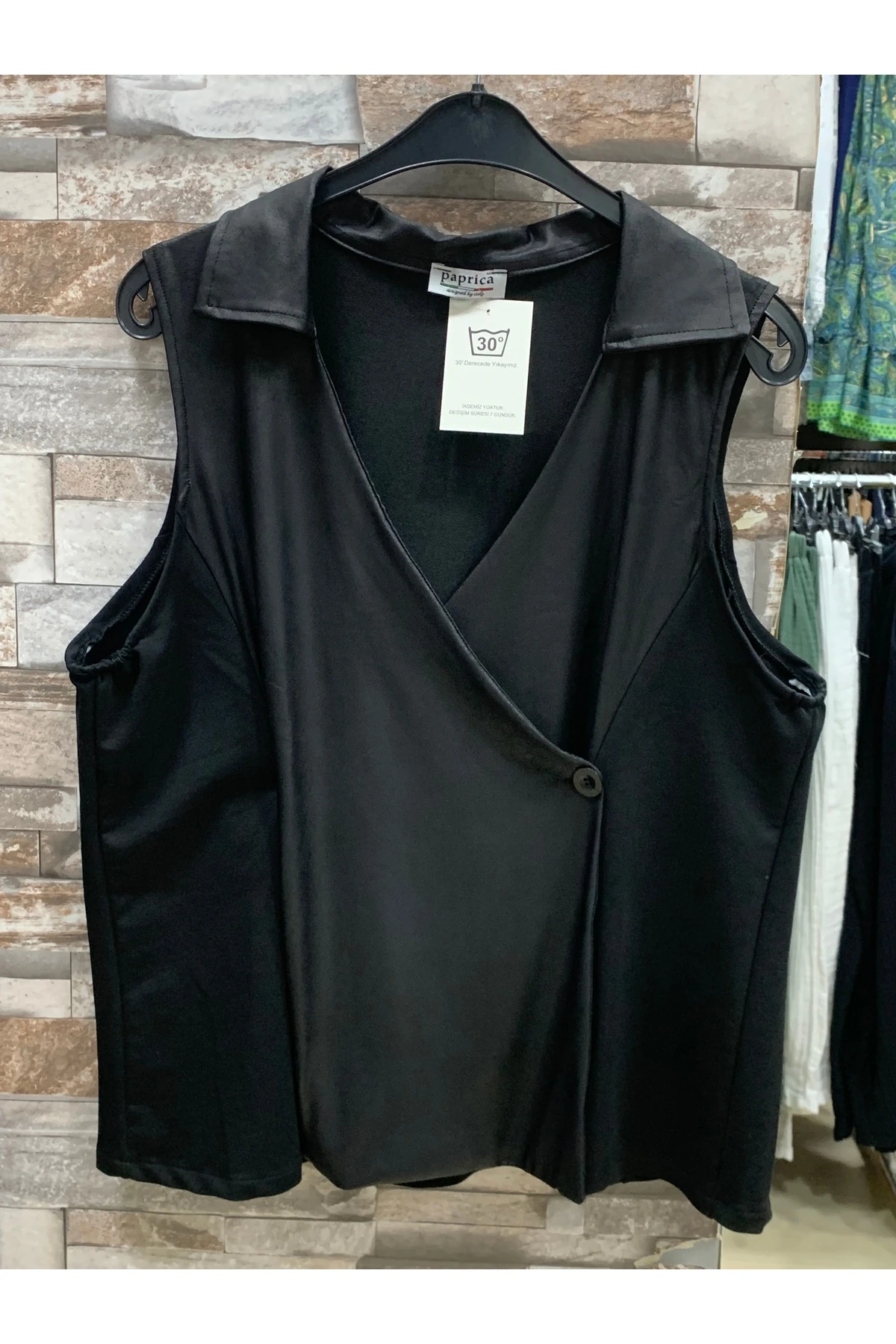 Deri görünümlü kumaş