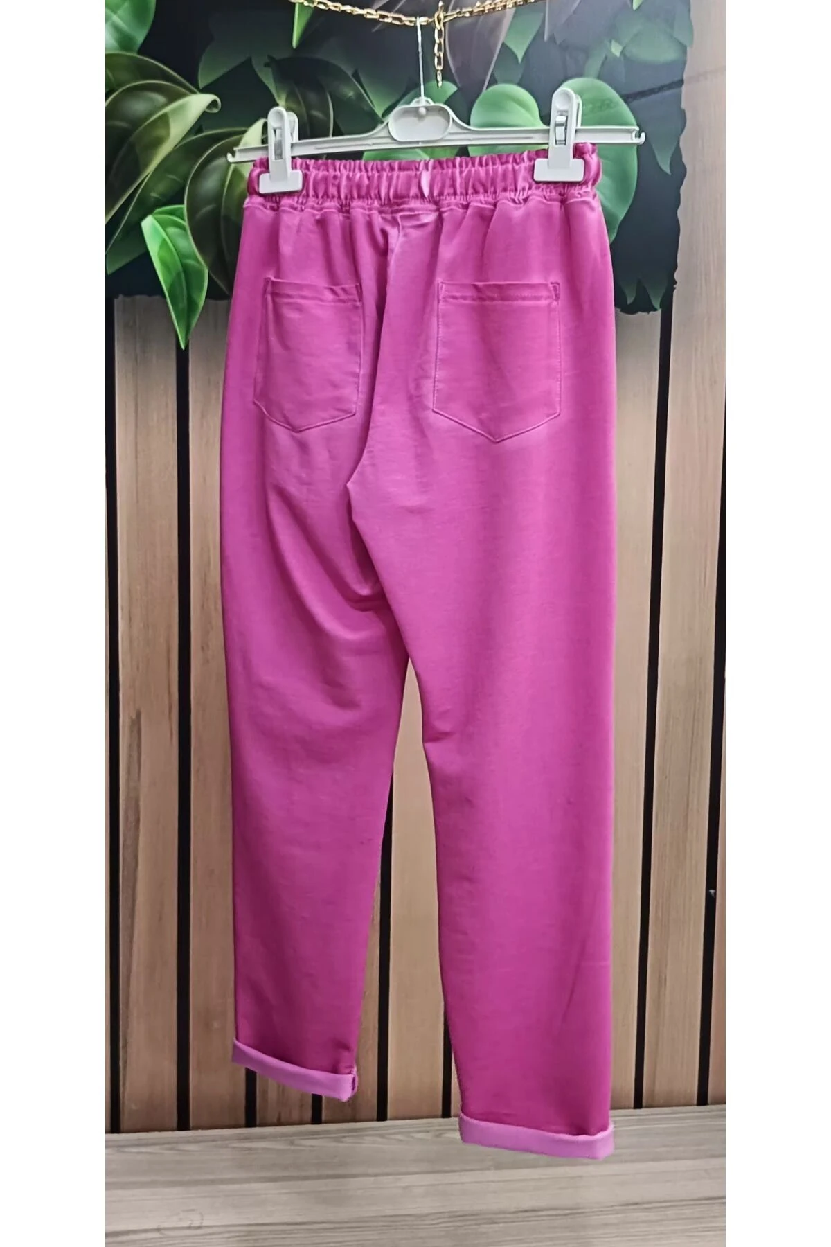 Pembe payetli eşofman