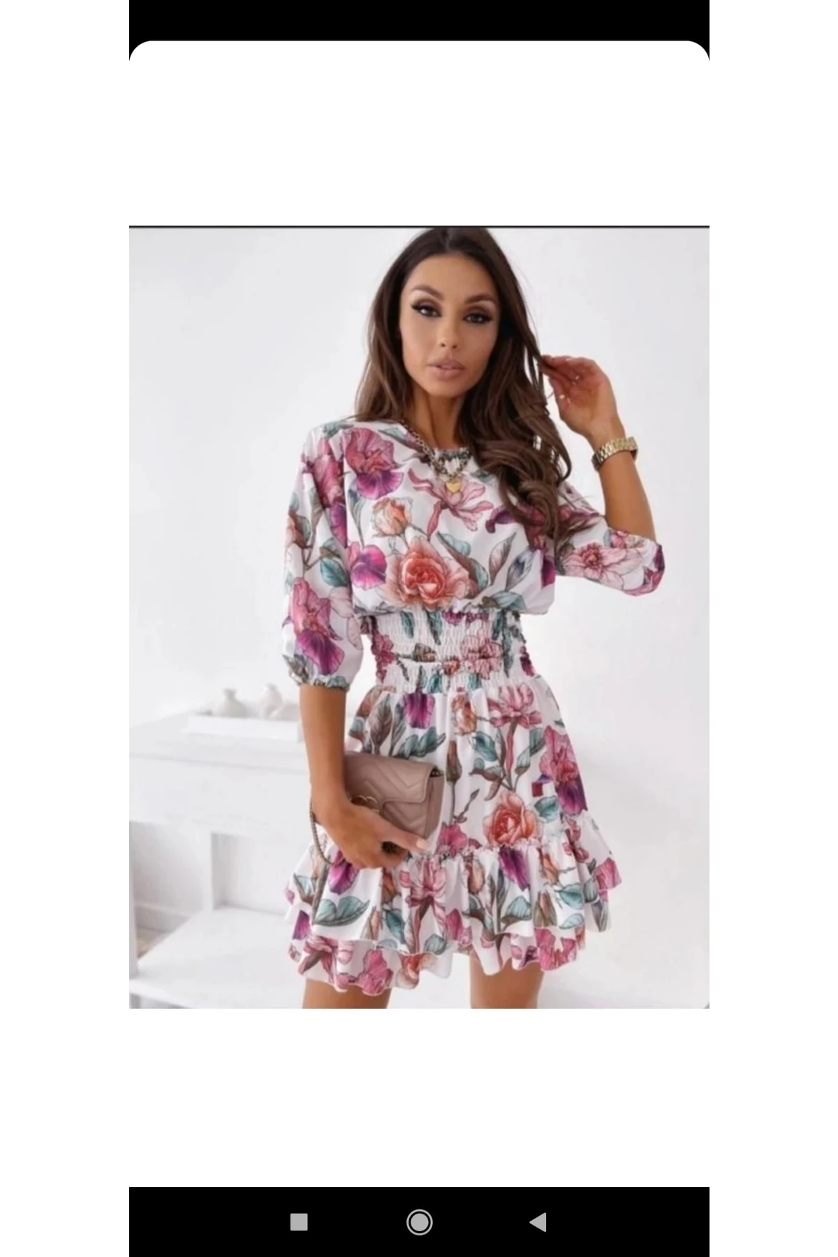 Çiçek Desenli Elbise