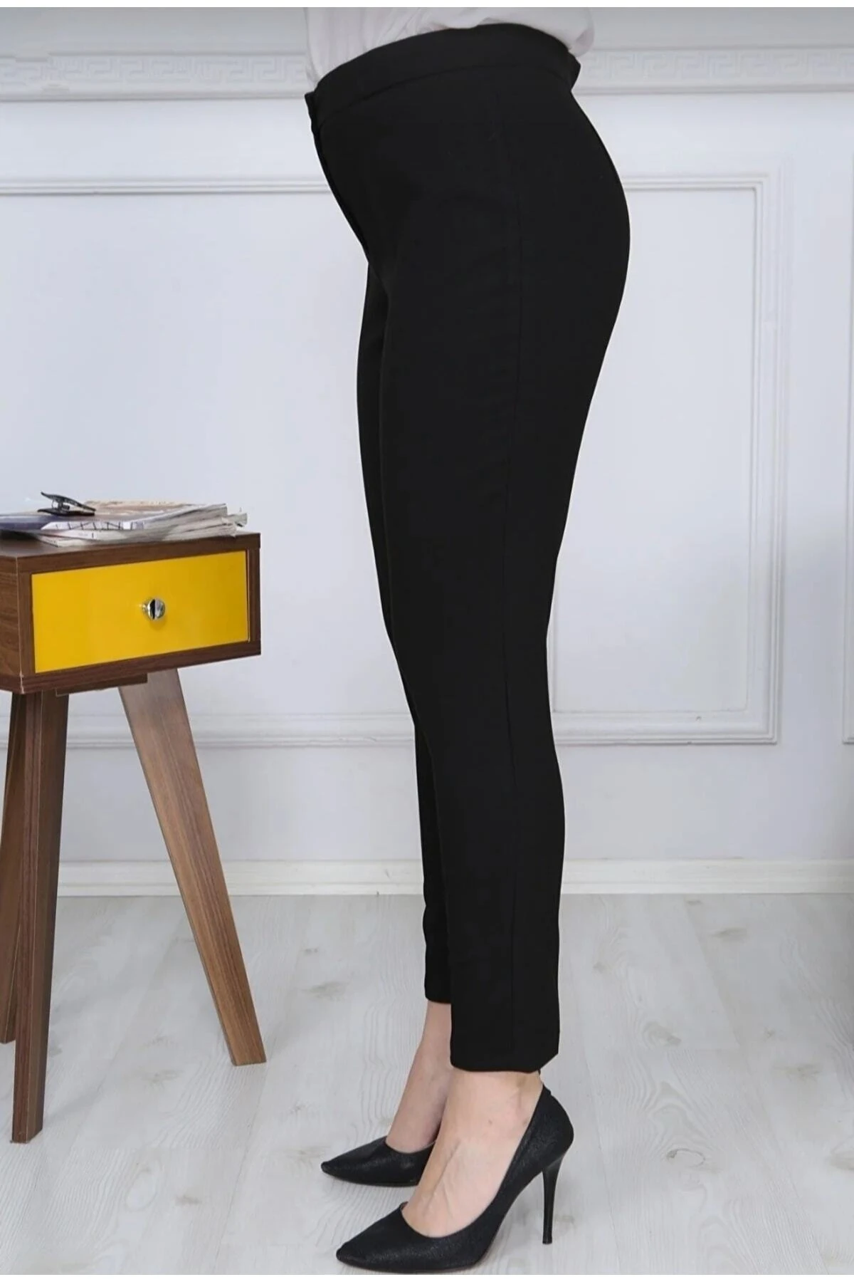 Siyah Boru Paça Kumaş Pantolon