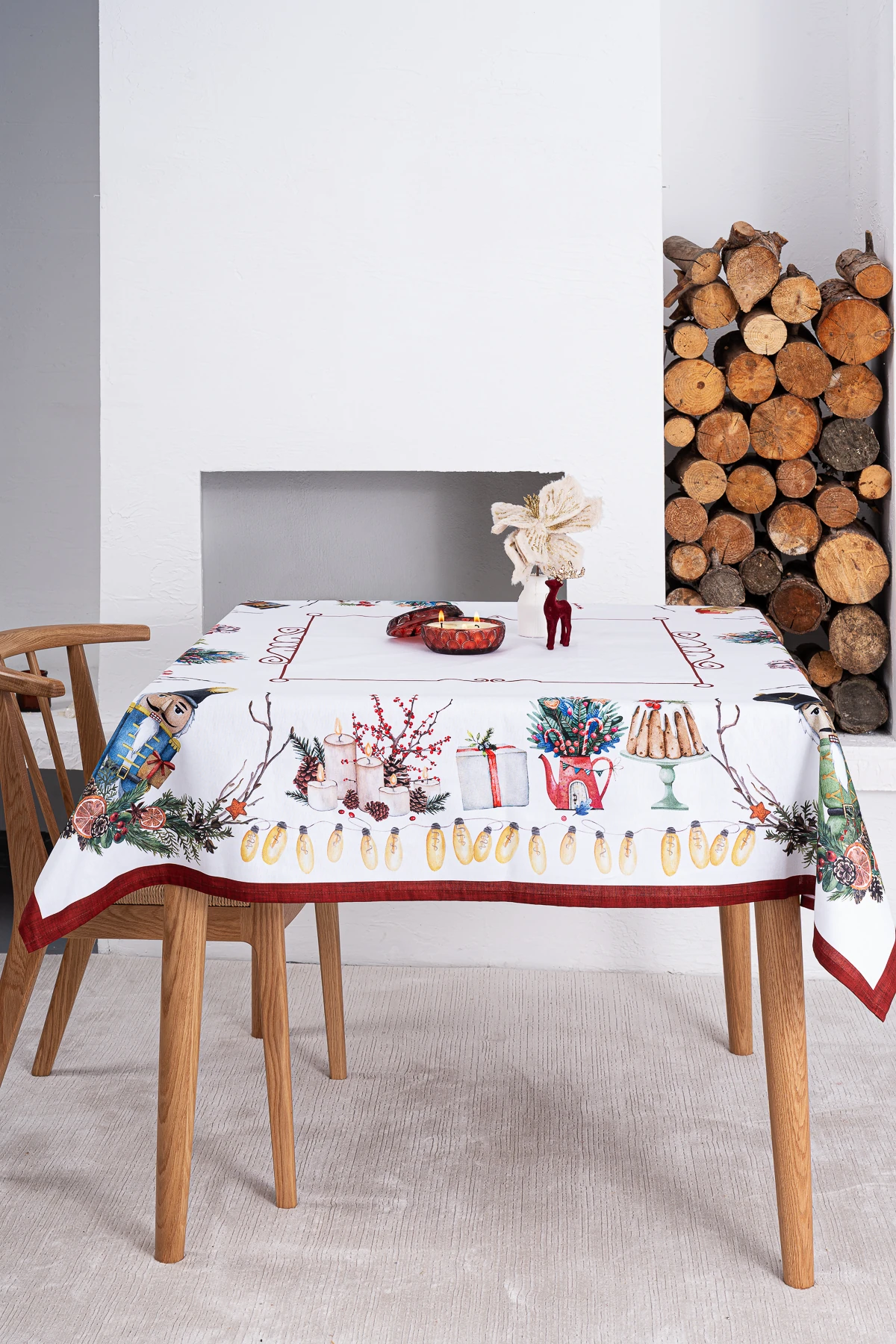 Nutcracker Masa Örtüsü