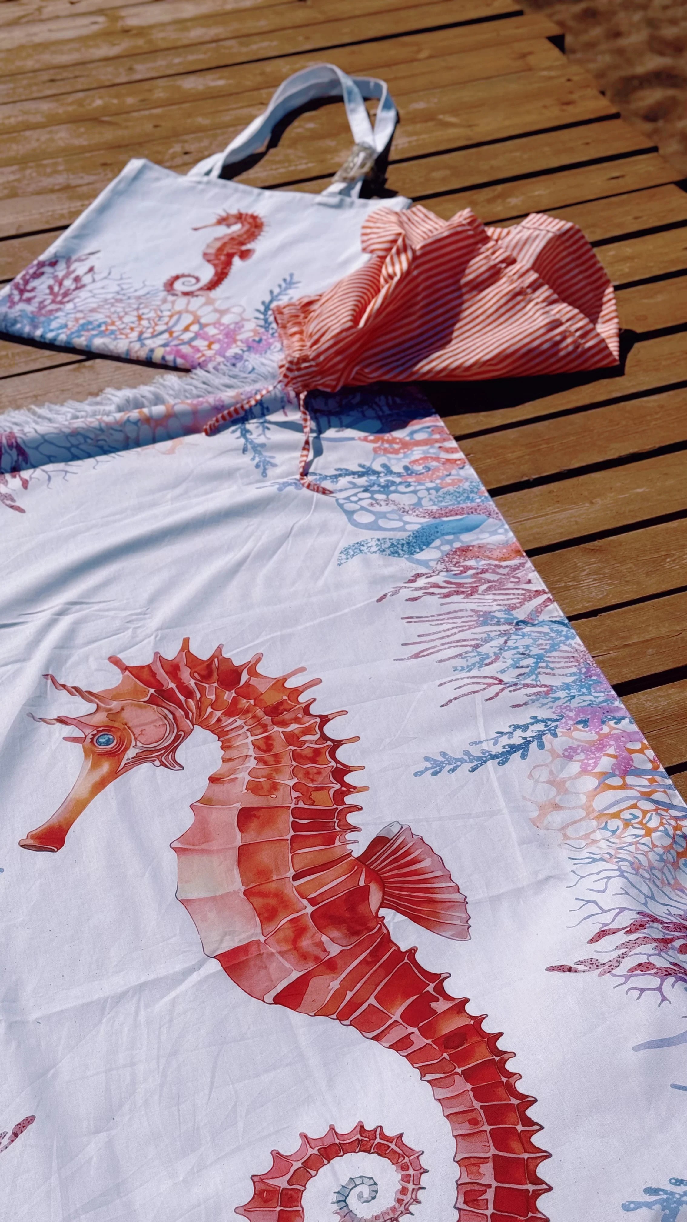 Plaj Havlusu Seahorse Desenli (Özel Çantalı) 70x150 cm