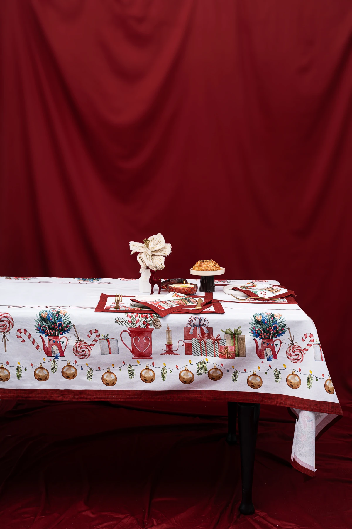 Nutcracker Masa Örtüsü