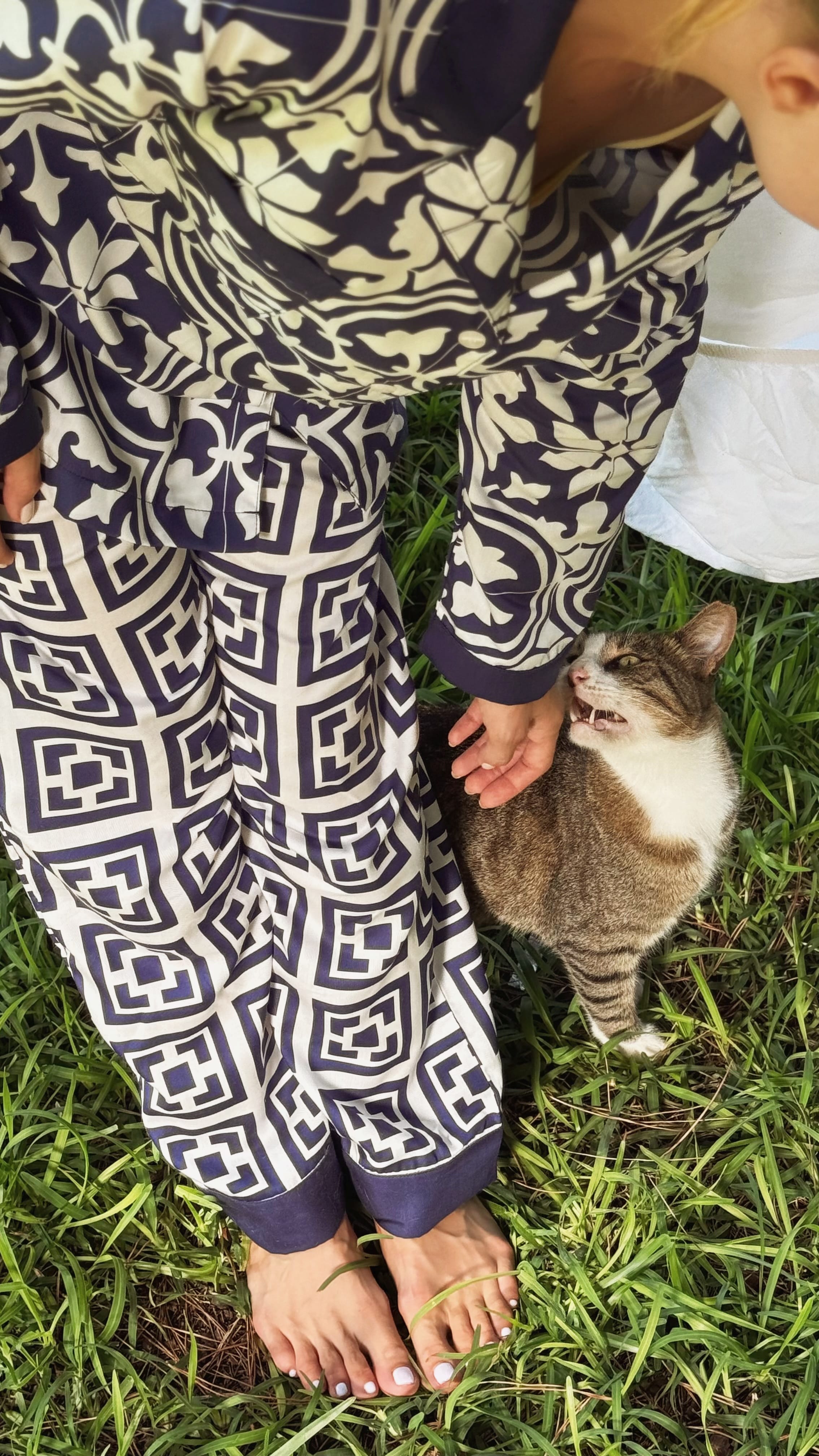 Saten Uzun Kollu Pijama Takımı(Çanta Hediyeli)
