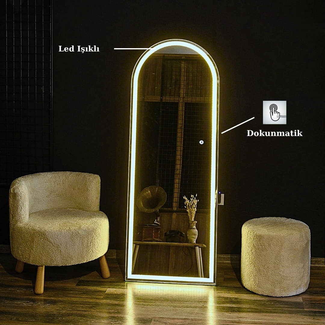 Led Işıklı Ayaklı Boy Aynası 