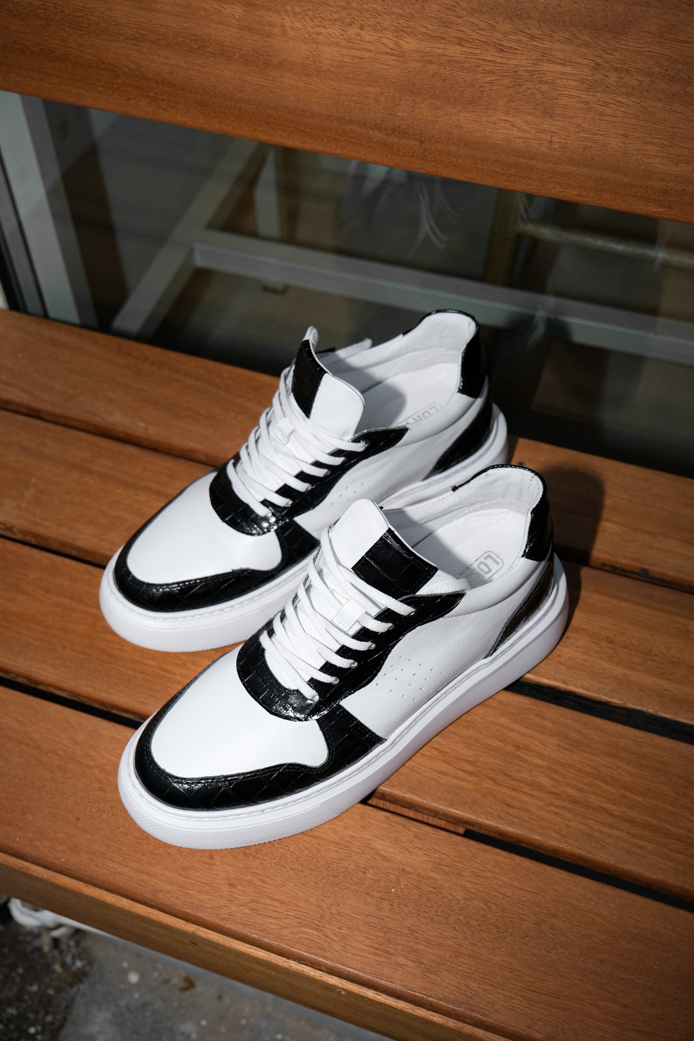 Urban Yılan +7 CM Gizli Tabanlı Siyah Beyaz Sneaker - Siyah
