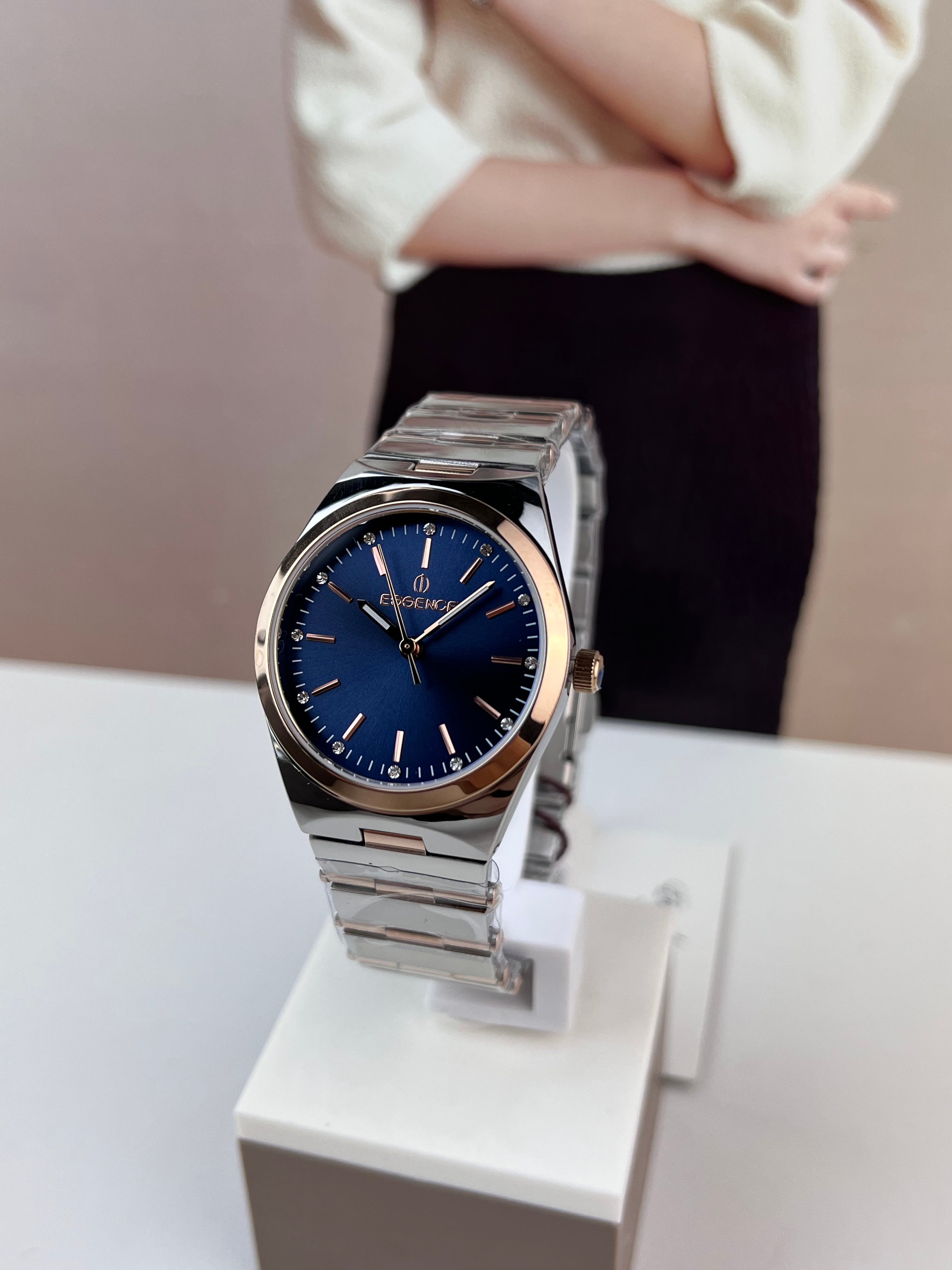 ESSENCE ES6801FE KOL SAATİ