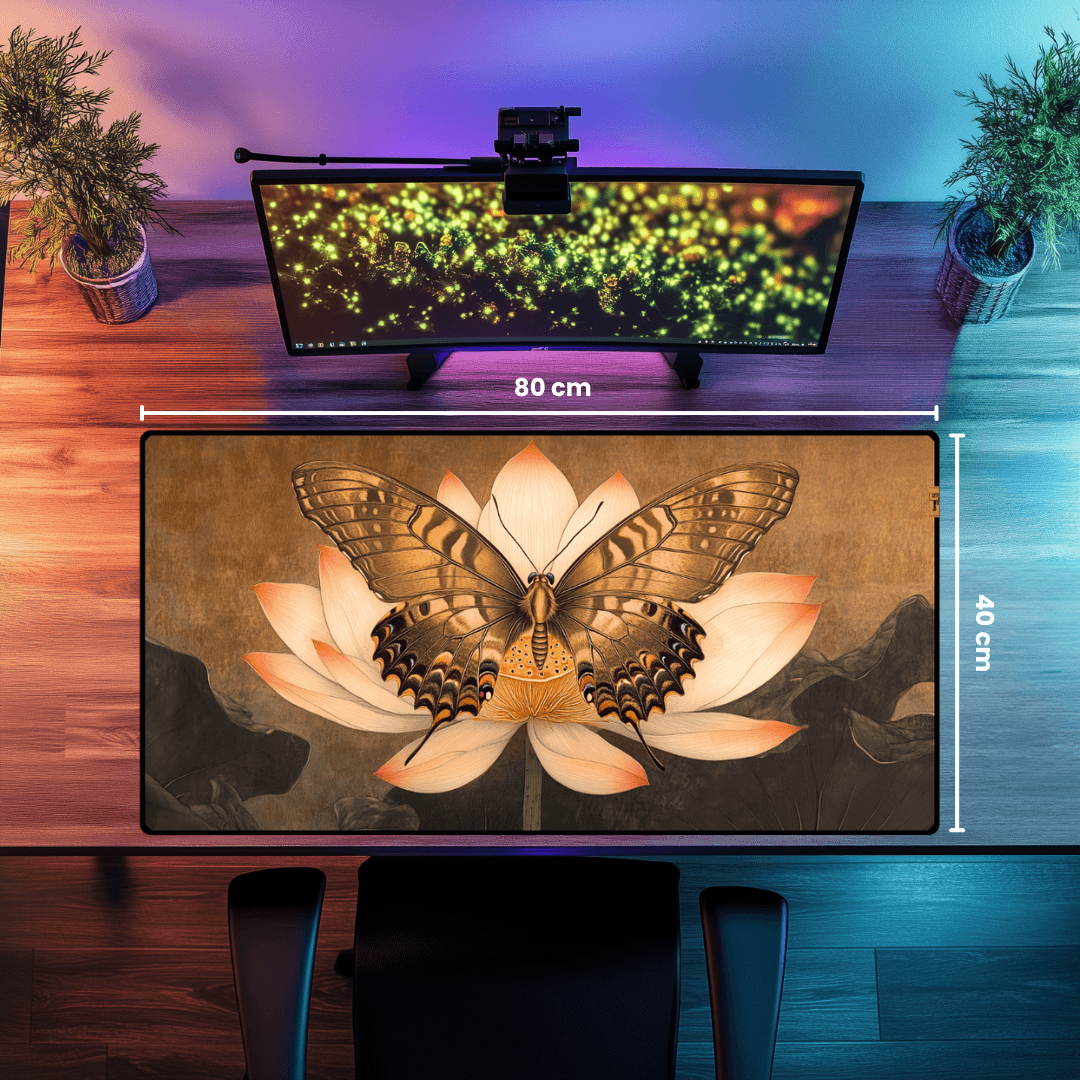 Butterfly - Mouse Pad & Desk Mat