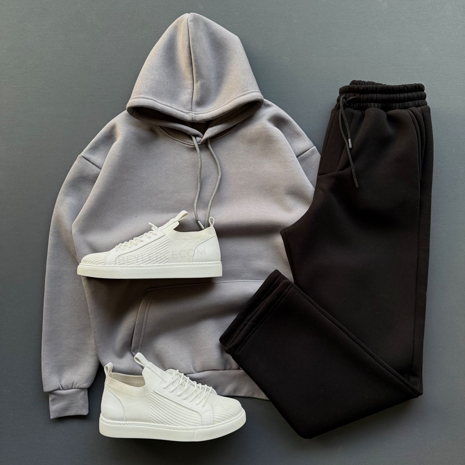 Kanguru Sweatshirt + Baggy Fit Eşofman Kombin