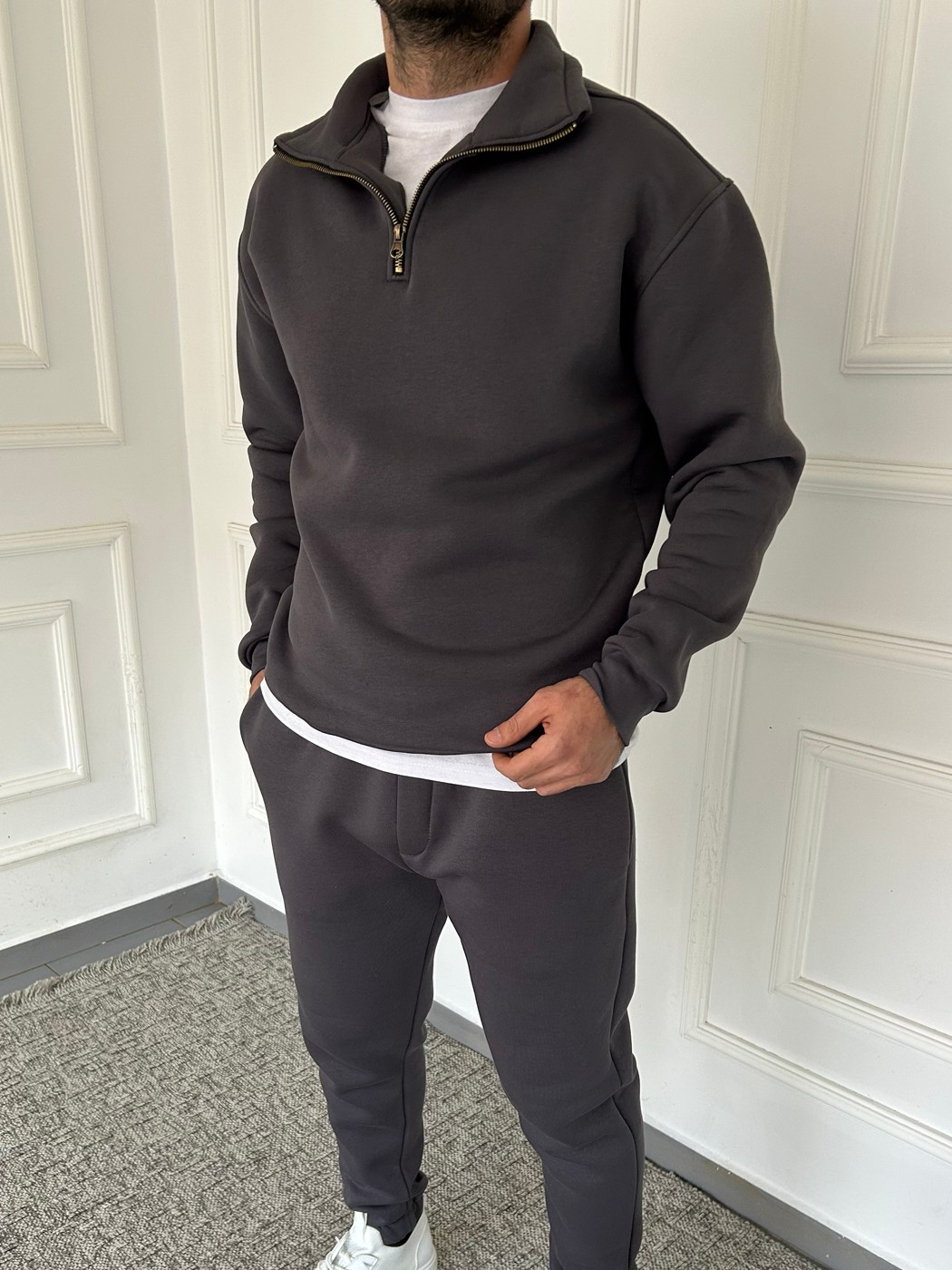 Üç İplik Yarım Fermuarlı Sweatshirt