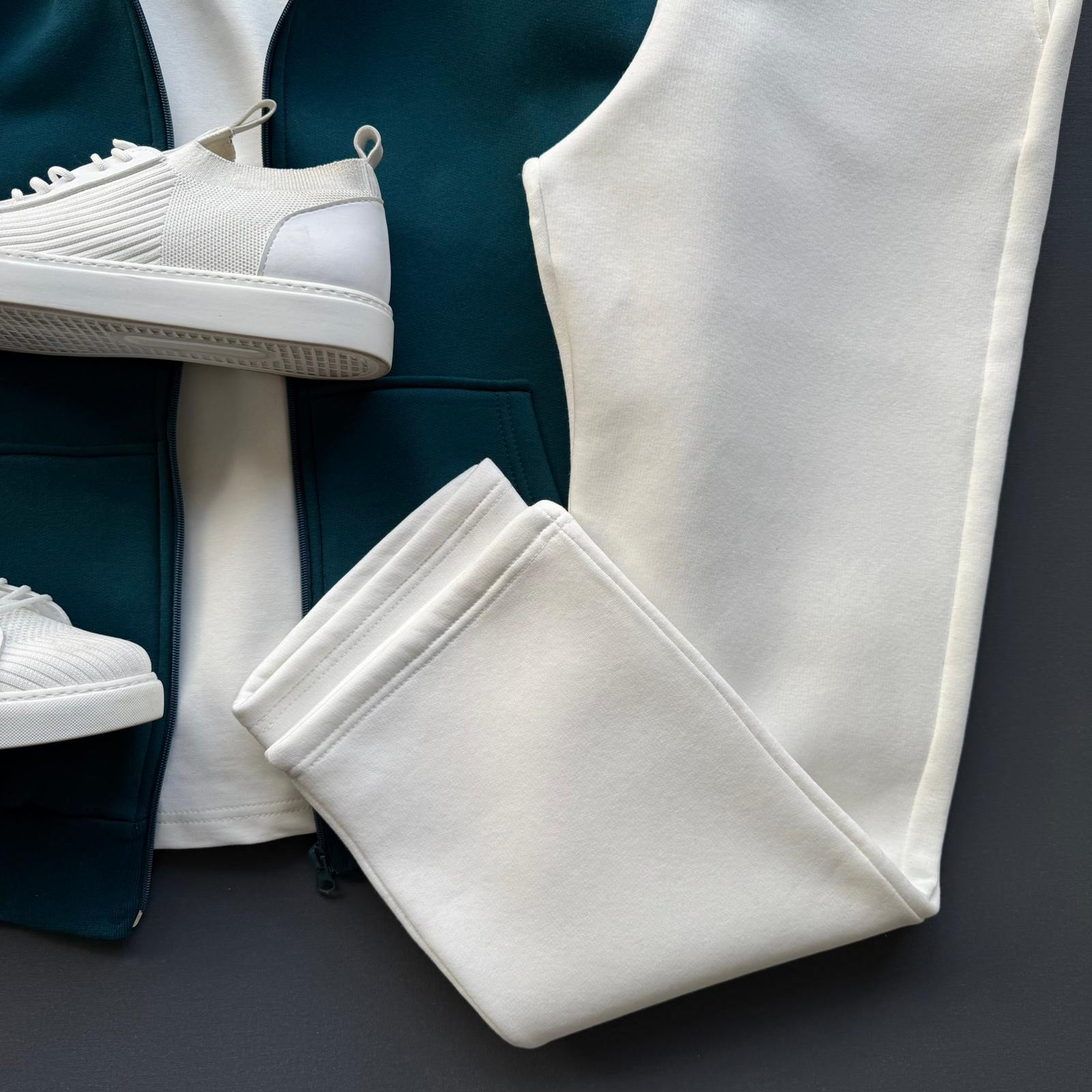 Fermuarlı Sweatshirt + Baggy Fit Eşofman Kombin