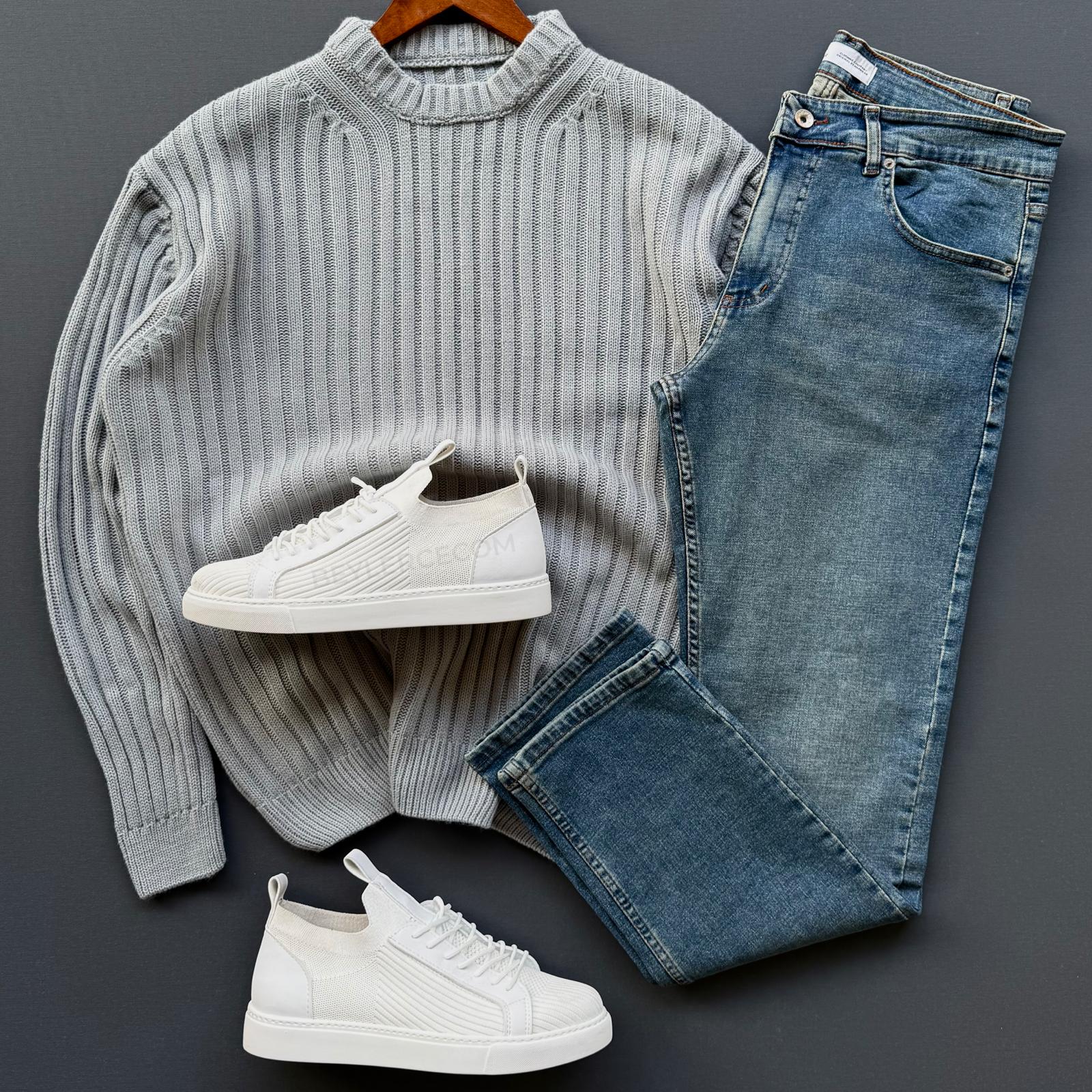 Oversize Selanik Triko Kazak + Regular Fit Kot Pantolon Kombin