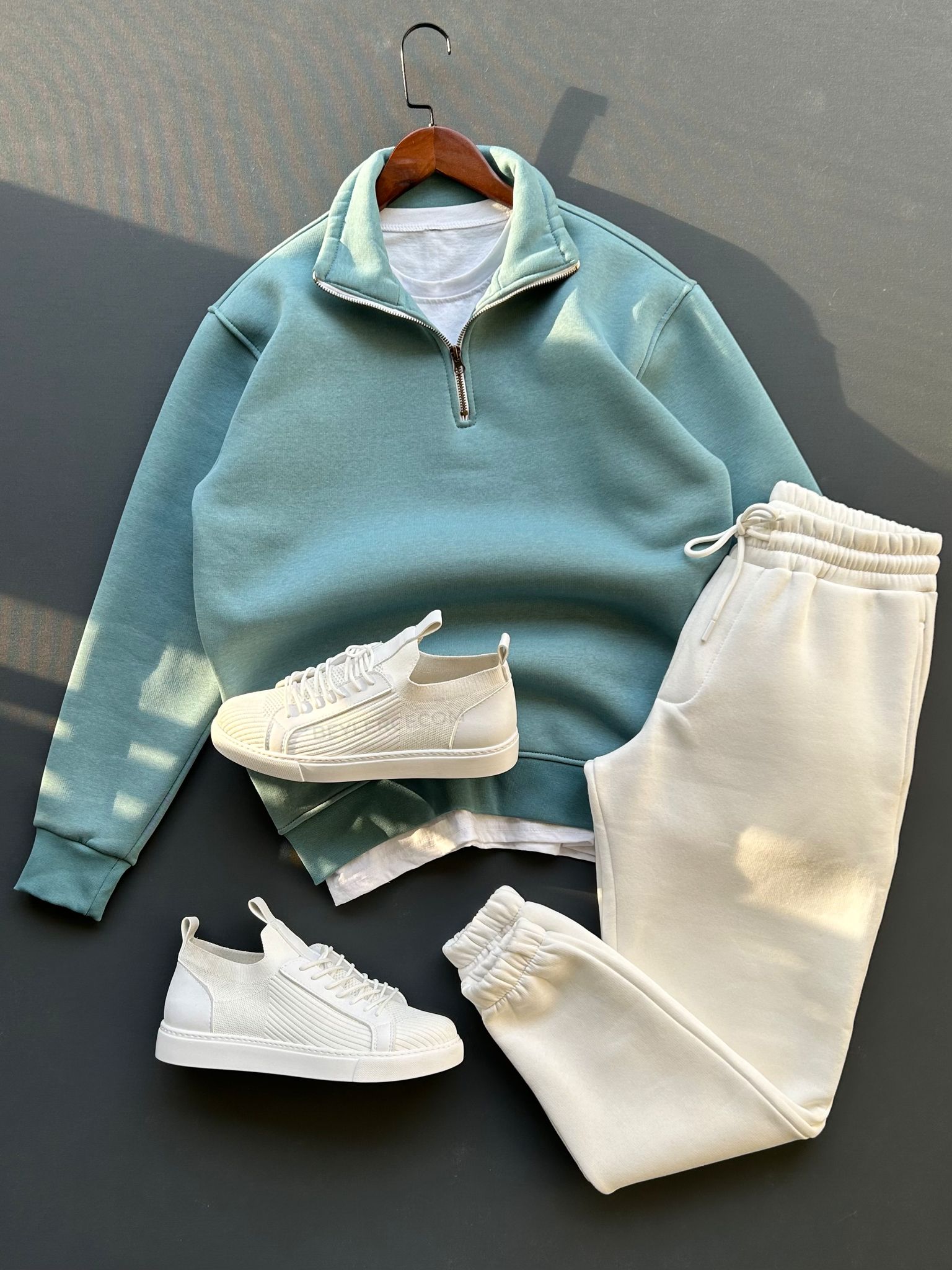 Üç İplik Şardonlu Sweatshirt + Eşofman Takım