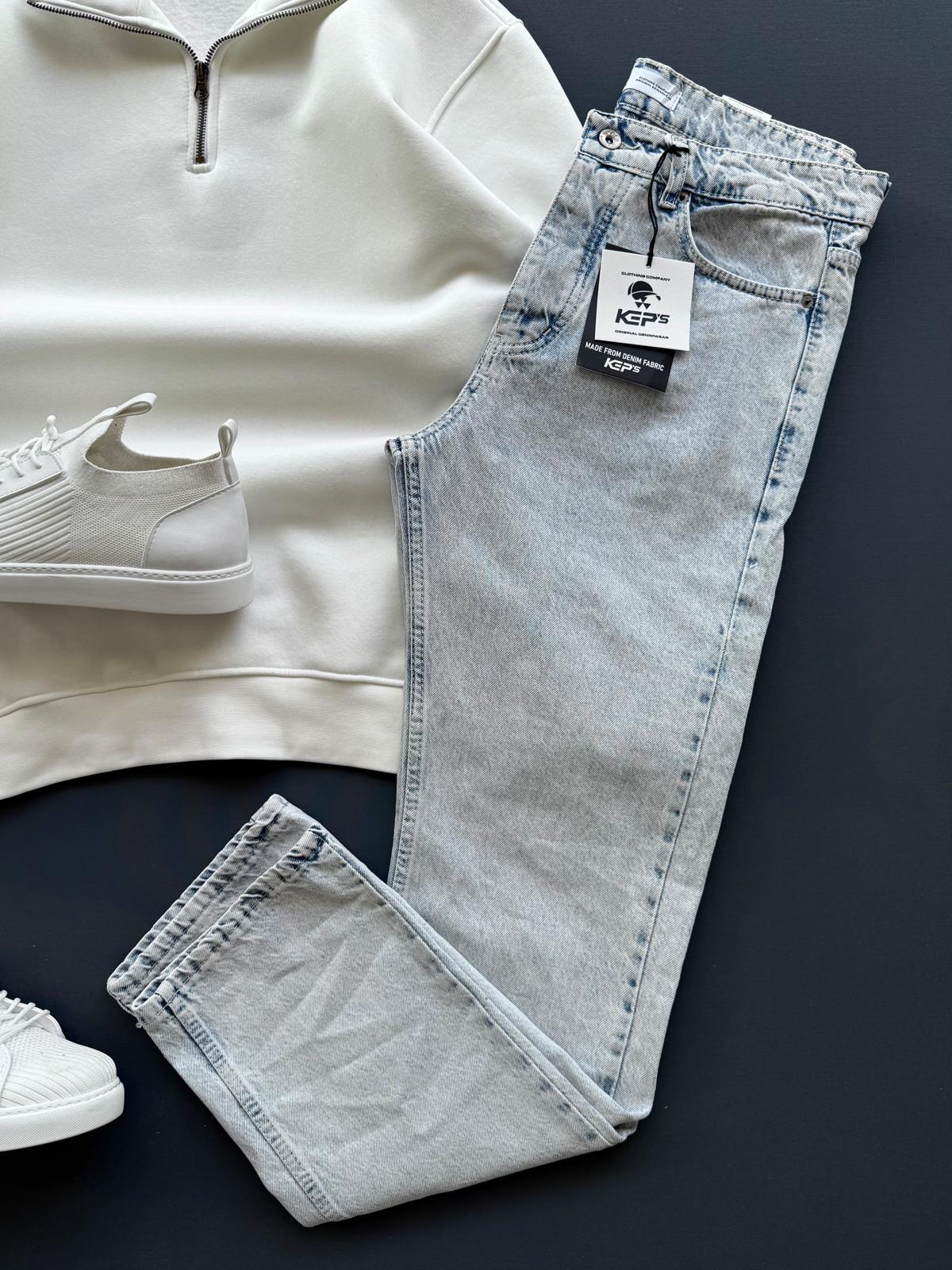 Baggy Kot Pantolon + Fermuar Yakalı Sweat Kombin
