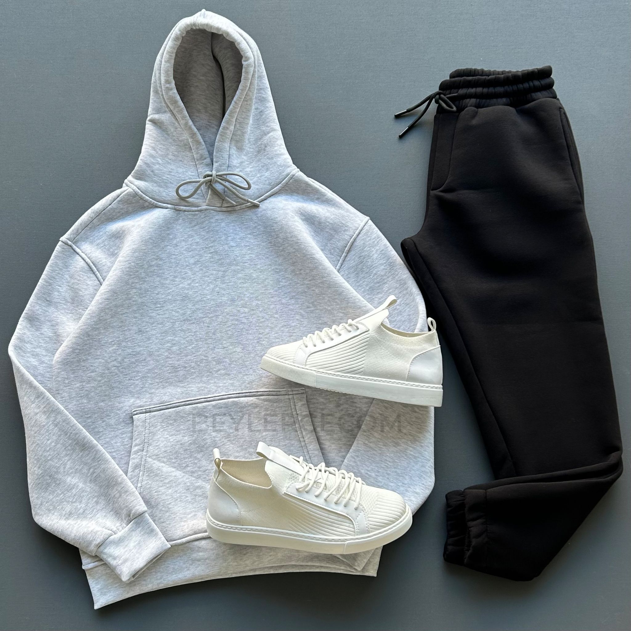 Üç İplik Kapüşonlu Sweat + Eşofman Takım