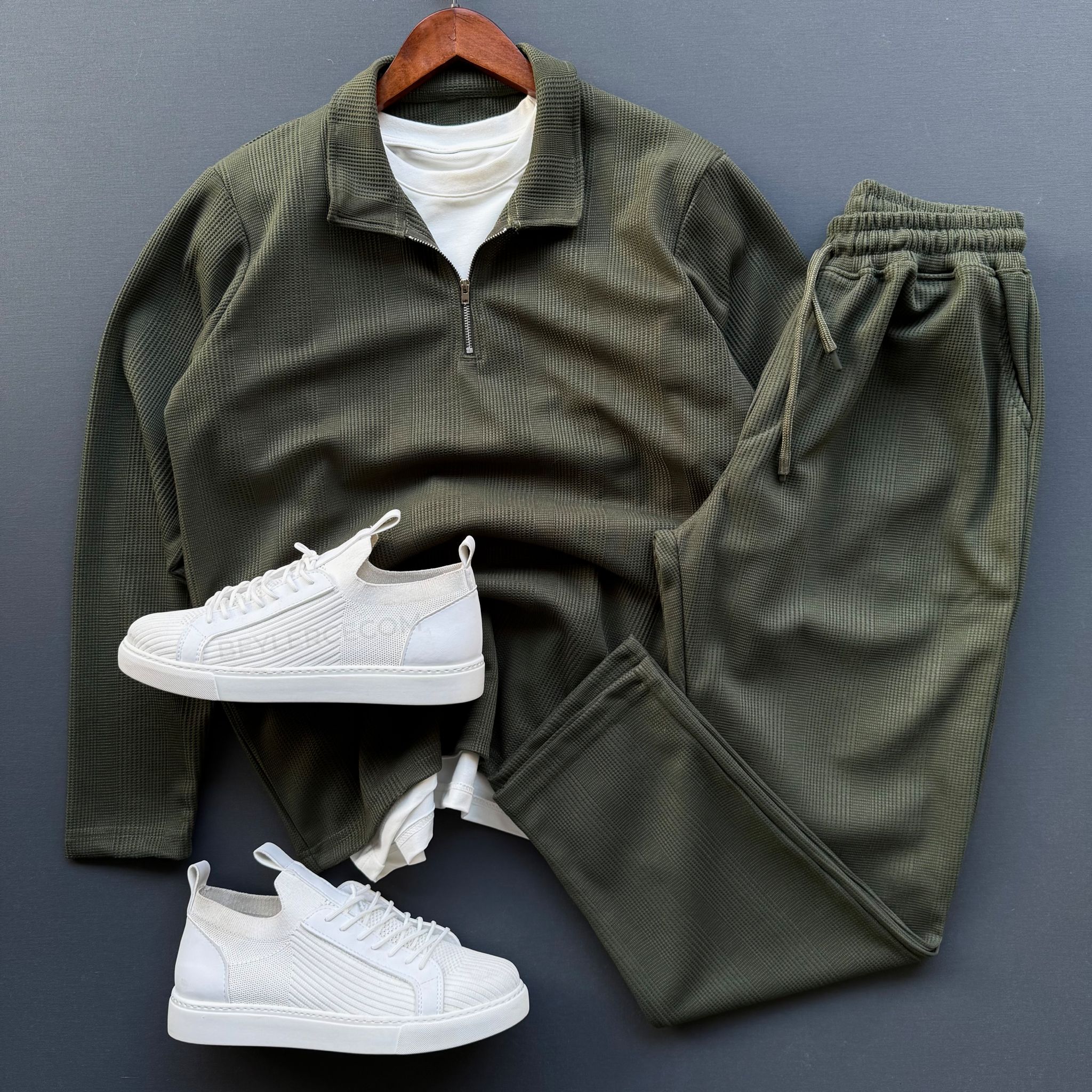 Petek Kumaş Triko + Bagyy Pantolon Kombin