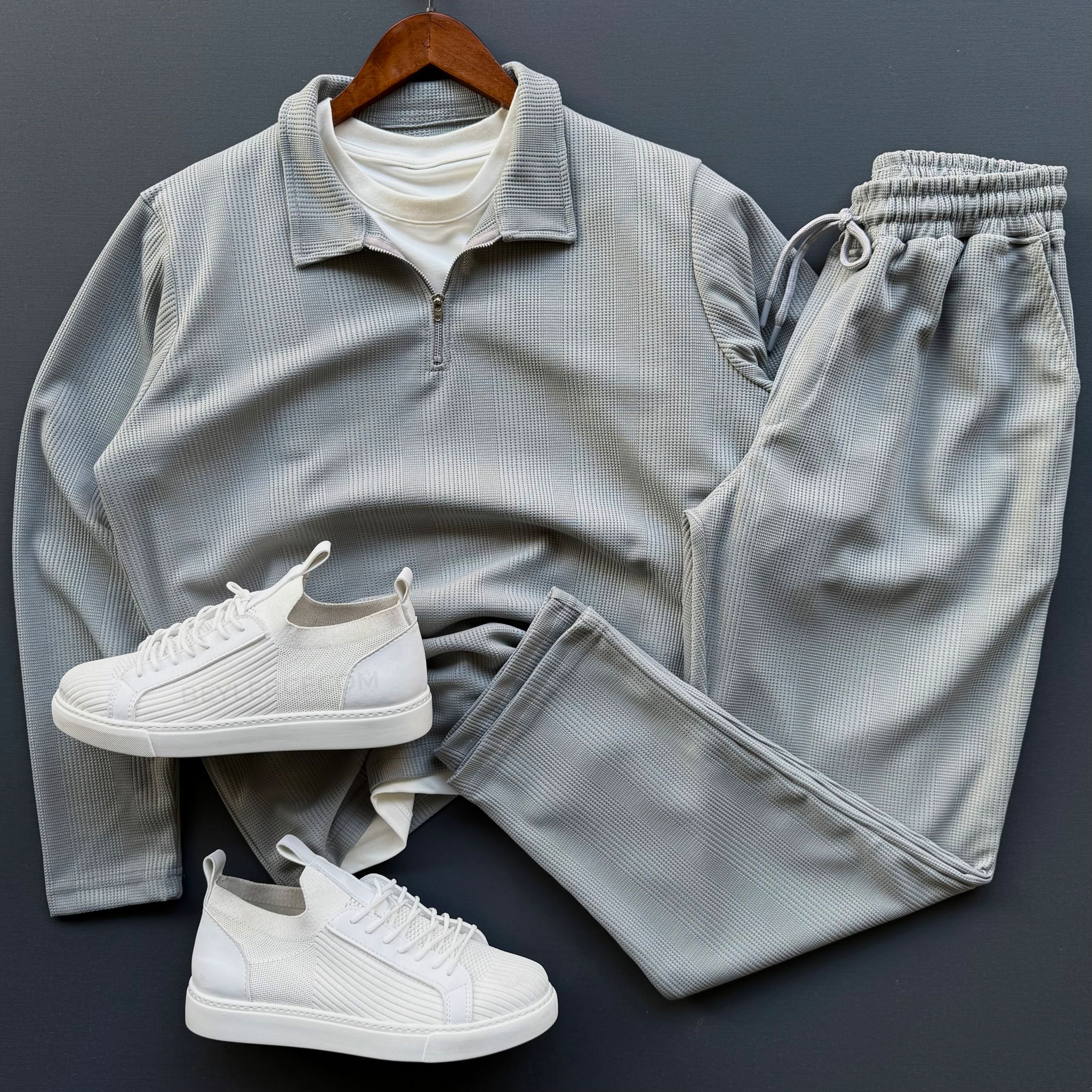 Petek Kumaş Triko + Bagyy Pantolon Kombin