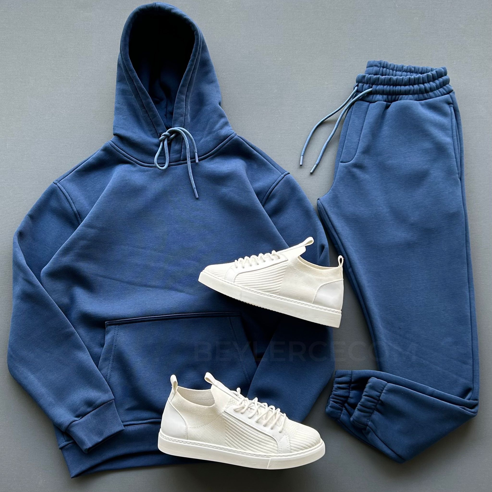 Üç İplik Kapüşonlu Sweat + Eşofman Takım