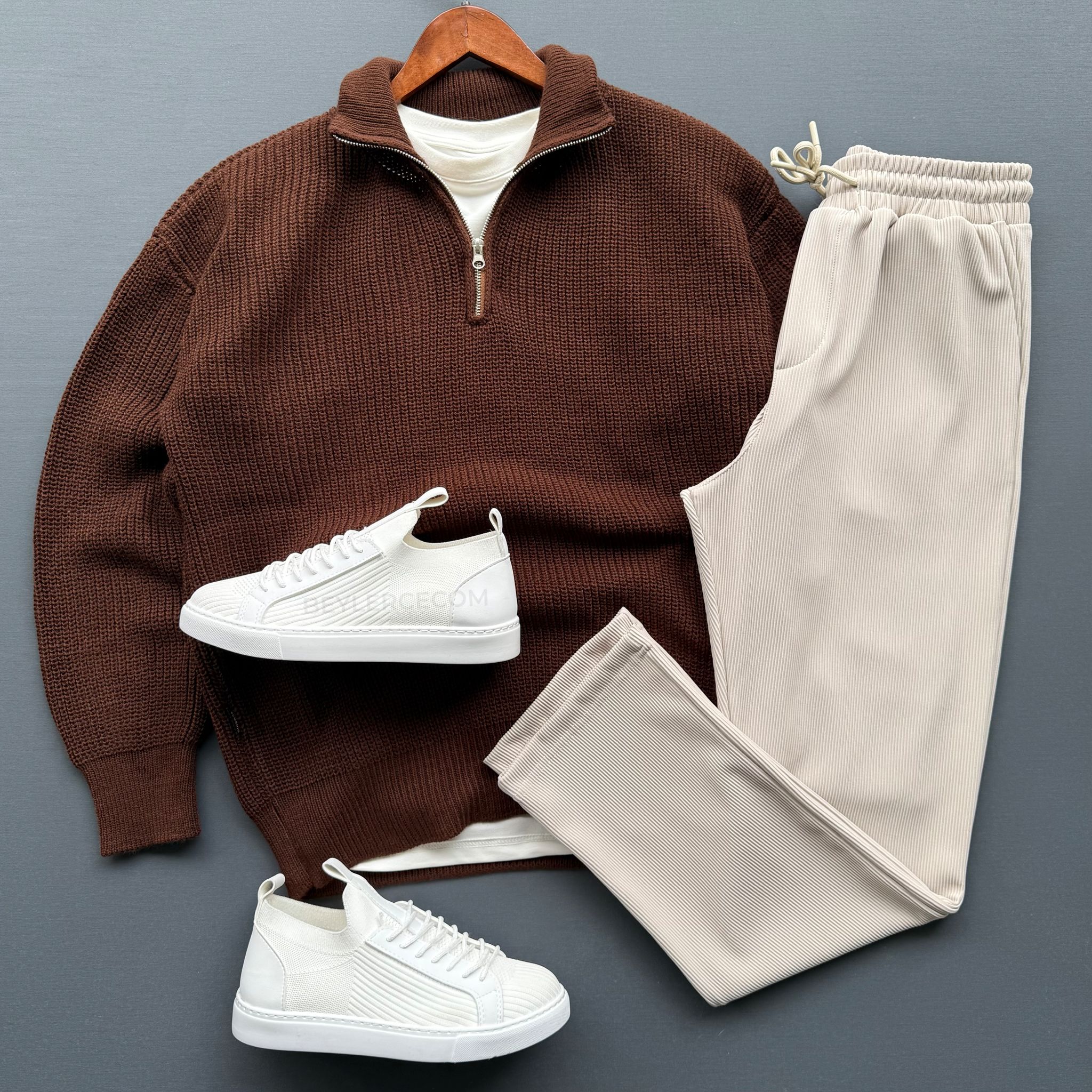 Fermuar Yakalı Selanik Triko Kazak + Baggy Fitilli Pantolon Kombin