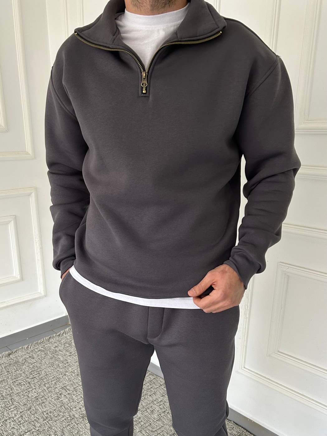 Üç İplik Yarım Fermuarlı Sweatshirt