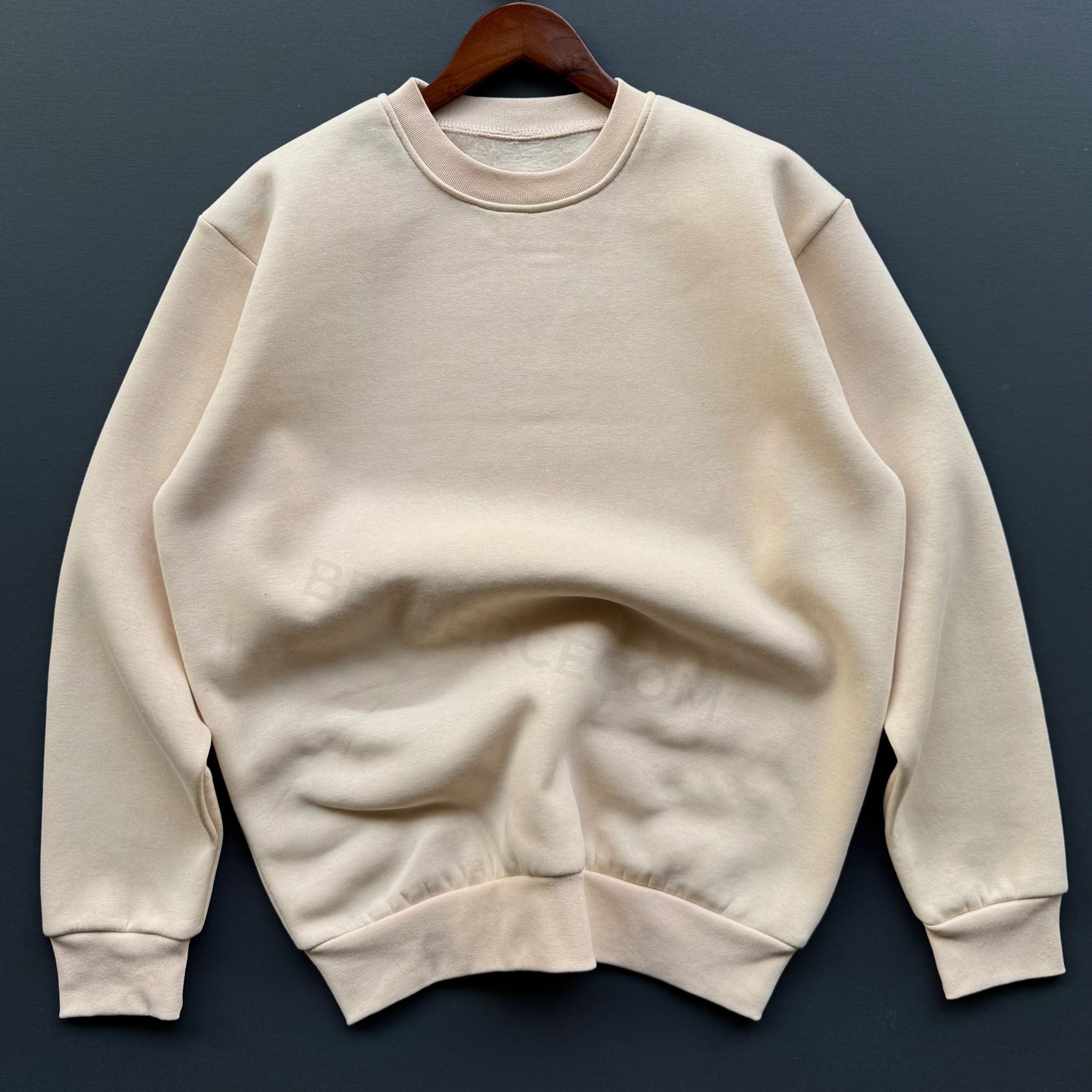 Oversize Sweatshirt - Krem