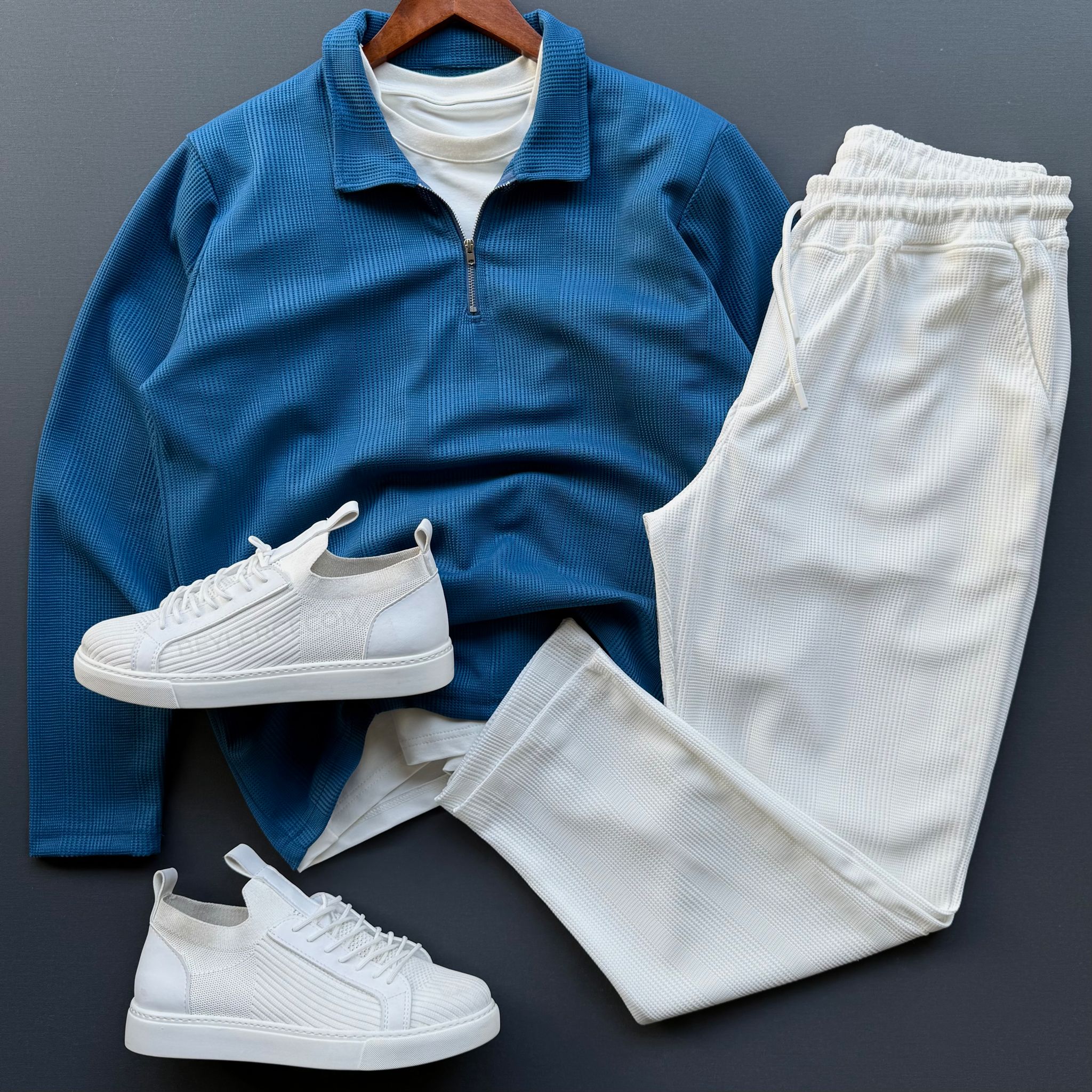 Petek Kumaş Triko + Bagyy Pantolon Kombin