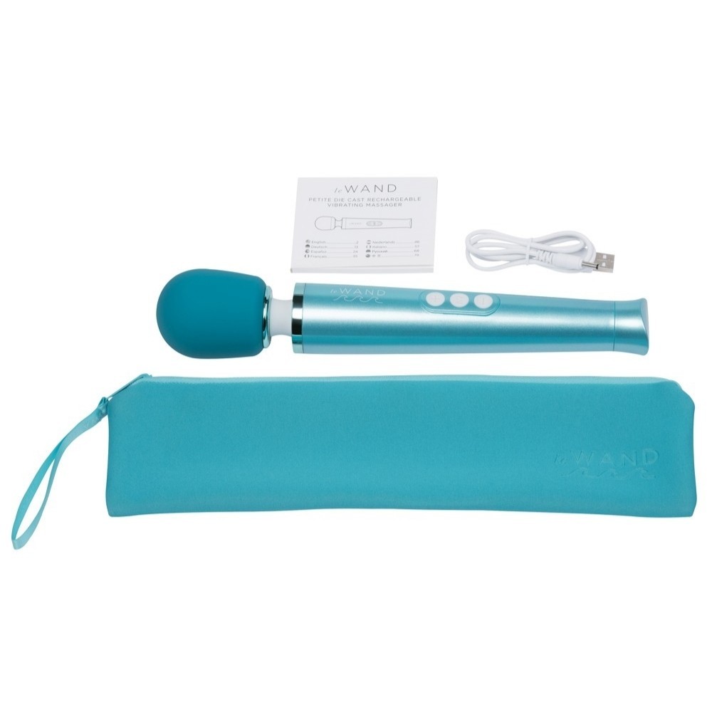 Le Wand Dive Luxurious Massage Wand Vibrator