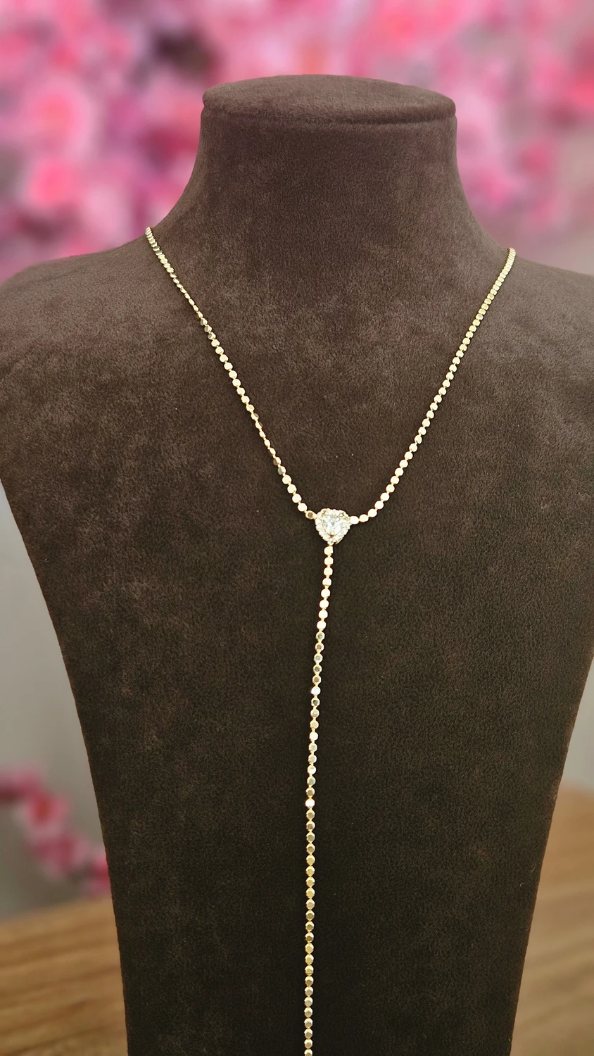 Shining Heart – Taşlı Kalp Detaylı Y Kolye