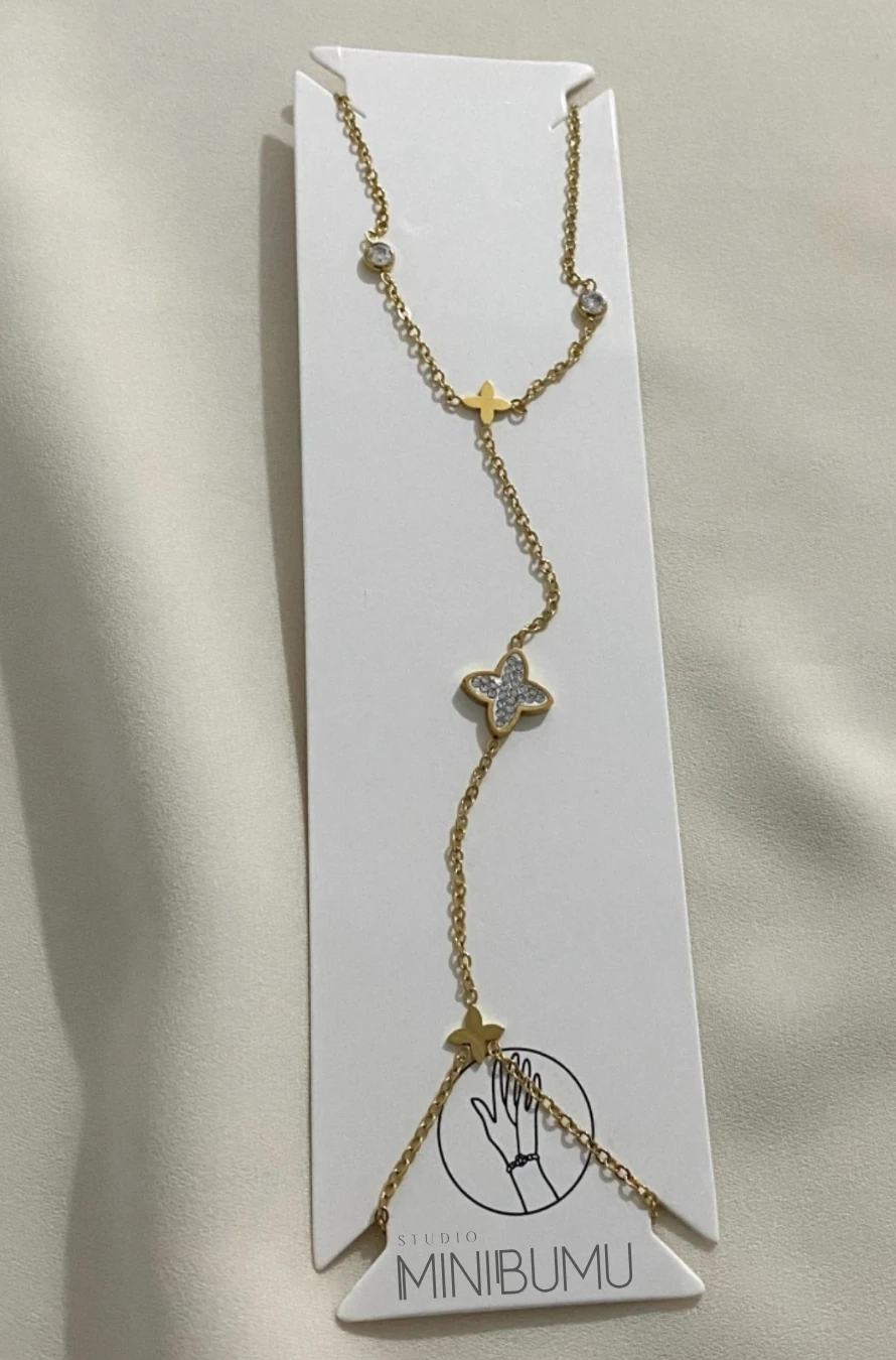 Yonca Motifli Kararmaz Çelik Altın Rengi Şahmeran