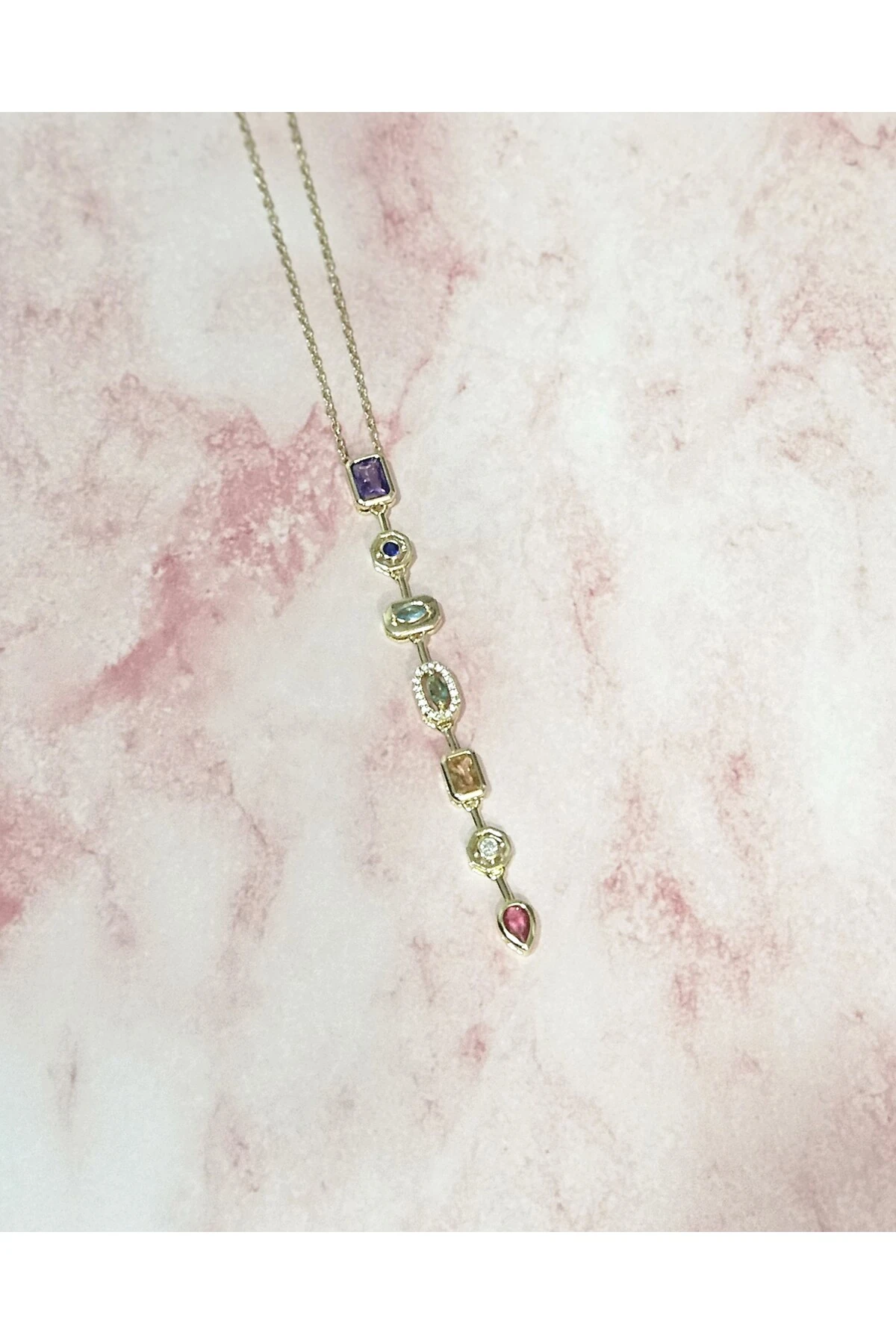 7 Element Çok Renkli Taşlı Kararmayan Çelik Kolye – Altın Renk Paslanmaz Çelik