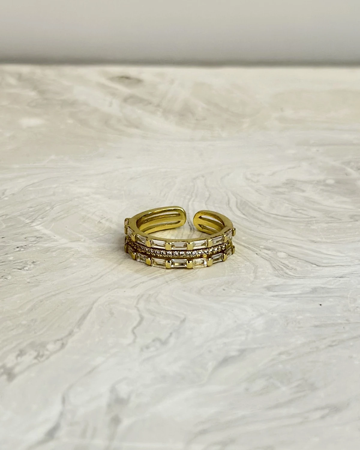 Eterna Line – Ayarlanabilir Çift Sıra Taşlı Yüzük