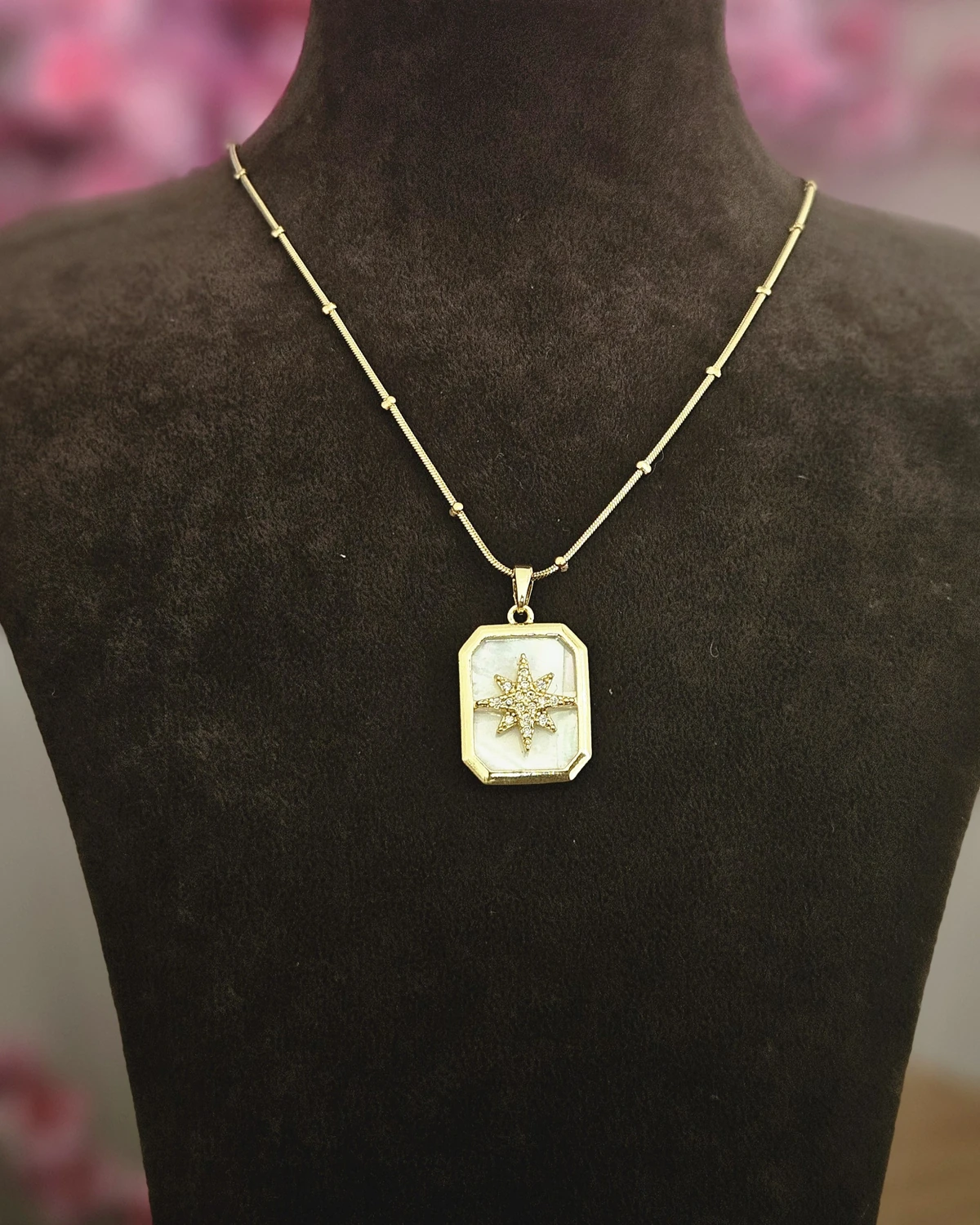 Lumière - Kuzey Yıldızı Altın Rengi Kolye