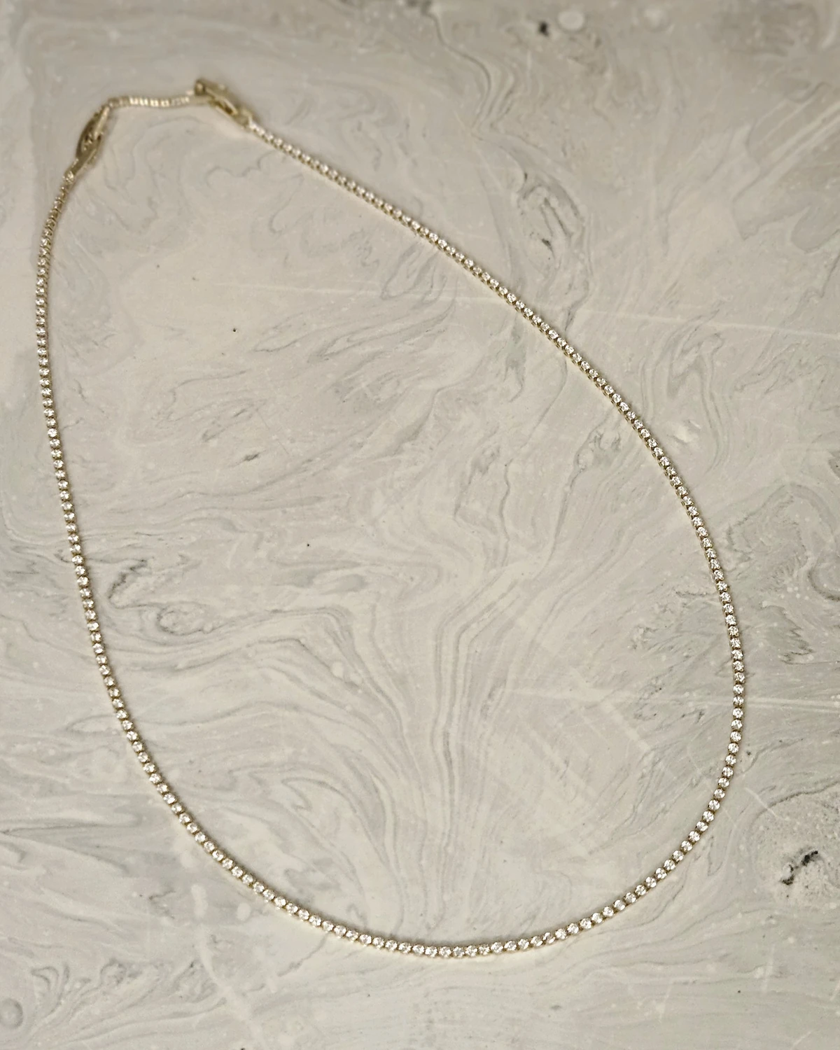 Shimmer Line – İnce Su Yolu Kolye