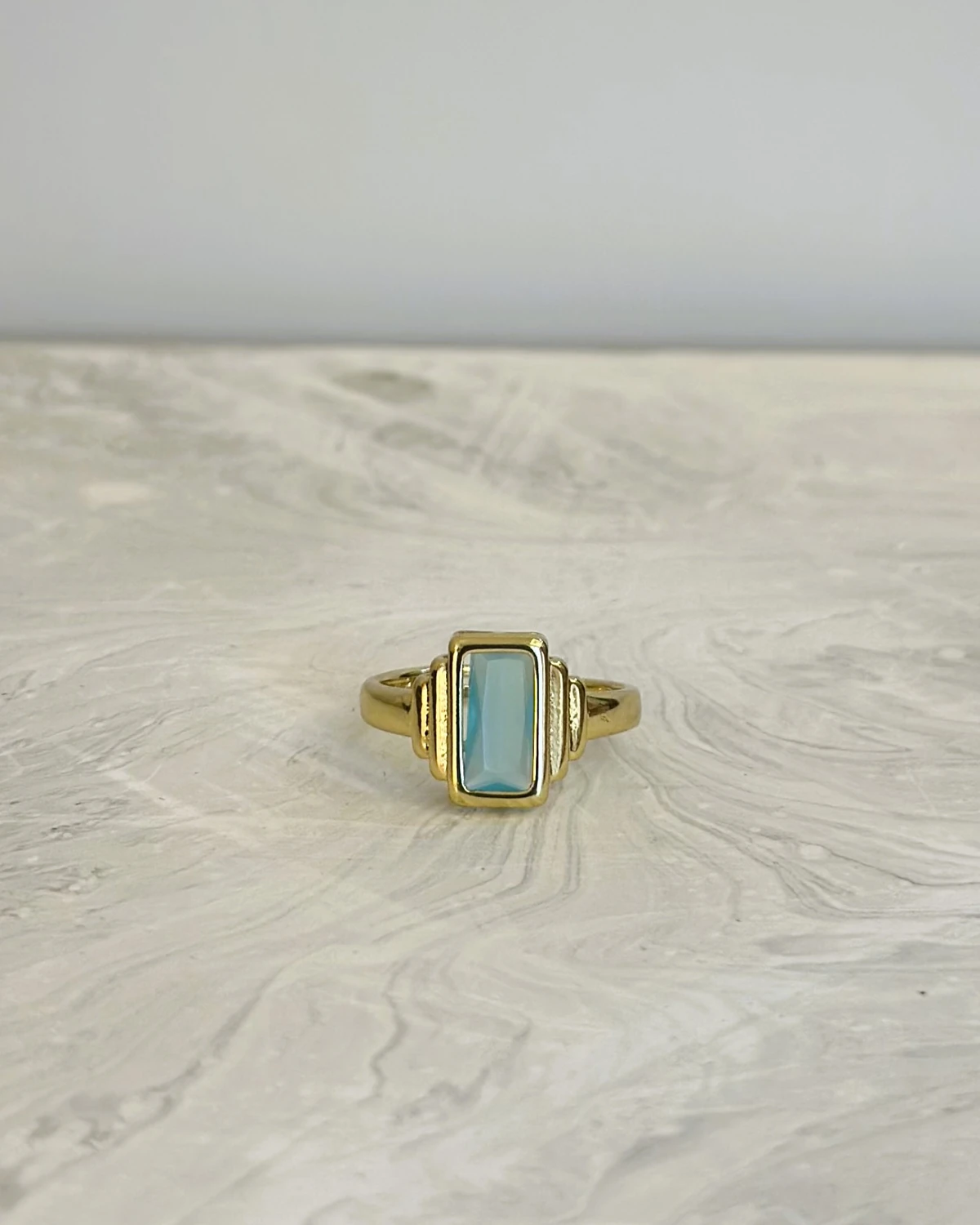 Ocean Gem – Ayarlanabilir Mavi Dikdörtgen Taşlı Yüzük