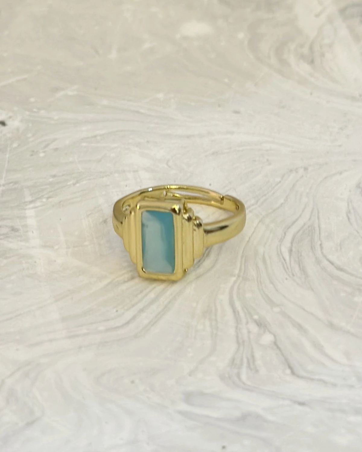 Ocean Gem – Ayarlanabilir Mavi Dikdörtgen Taşlı Yüzük