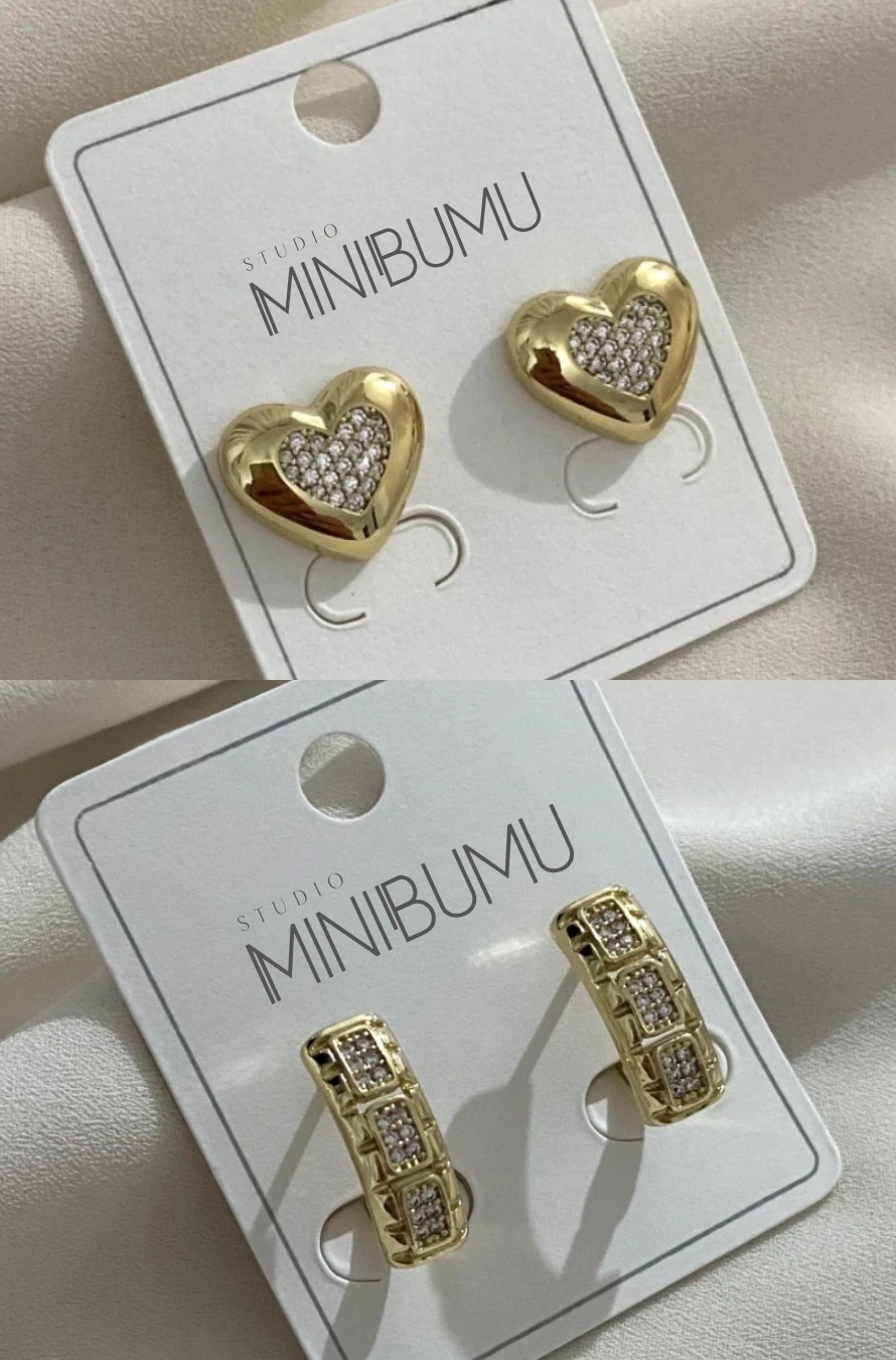 2 Çift Kalpli & Taşlı Kararmaz Çelik Altın Renkli Küpe Seti