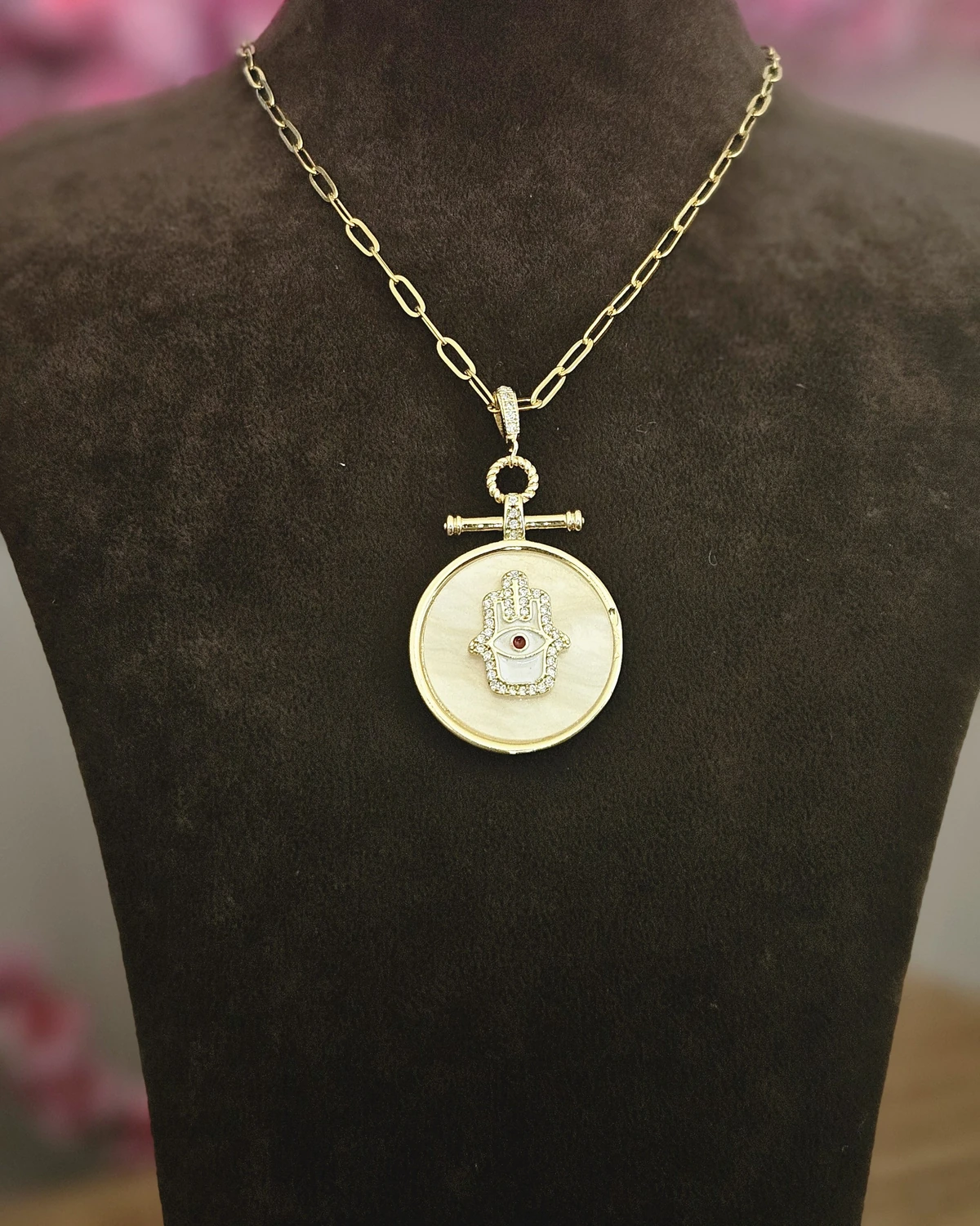 Aurora – Göz Motifli Madalyon Altın Renkli Kolye