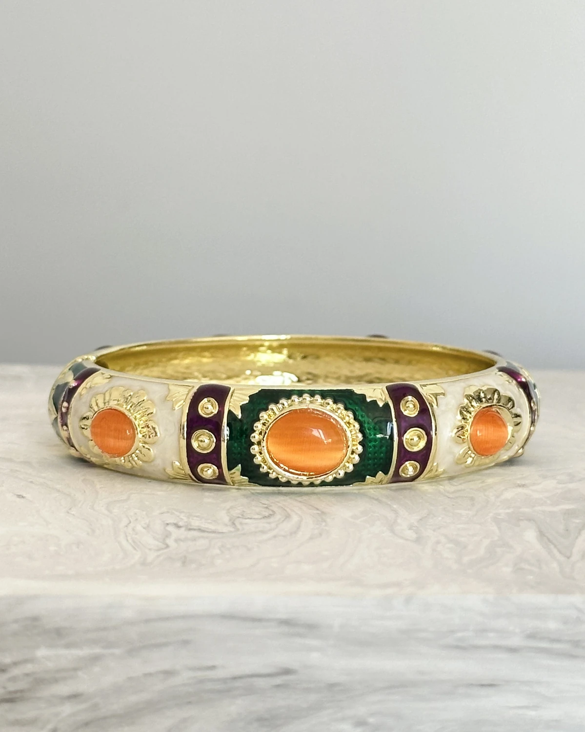 Royal Gem – Renkli Taşlı Kelepçe Bileklik