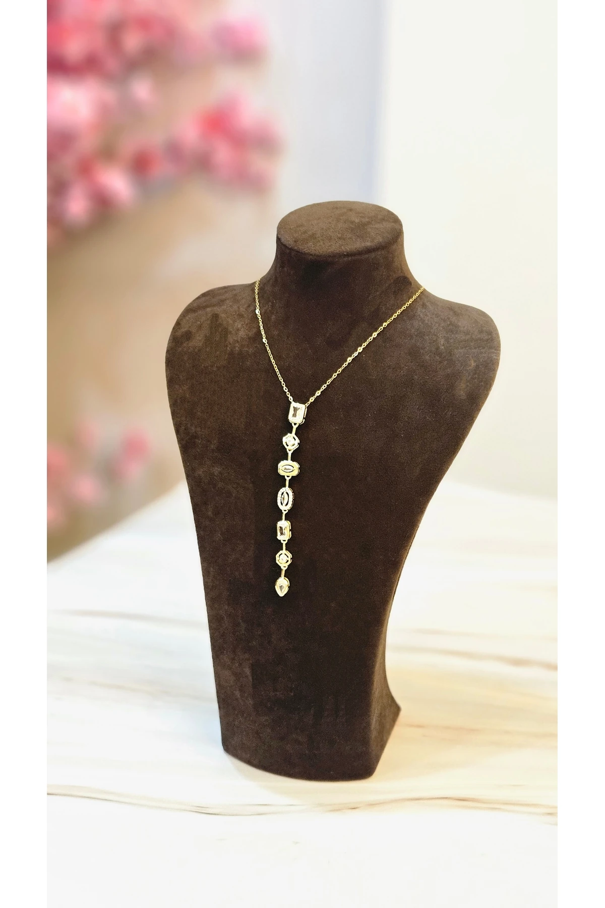 7 Element Taşlı Y Form Pembe Taşlı Kararmayan Çelik Kolye – Altın Renk Paslanmaz Çelik