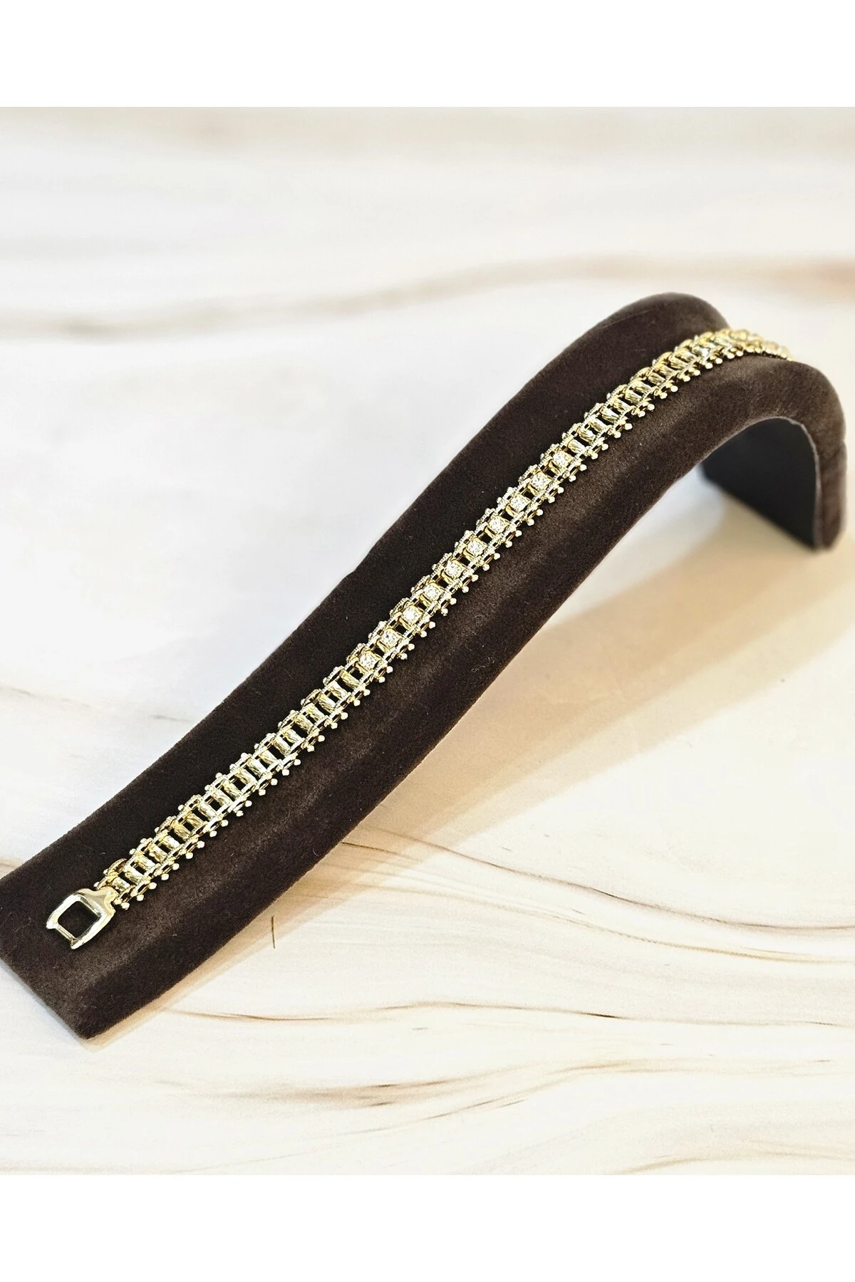 Taşlı Kordon Kararmayan Çelik Bileklik – Altın Renk Paslanmaz Çelik